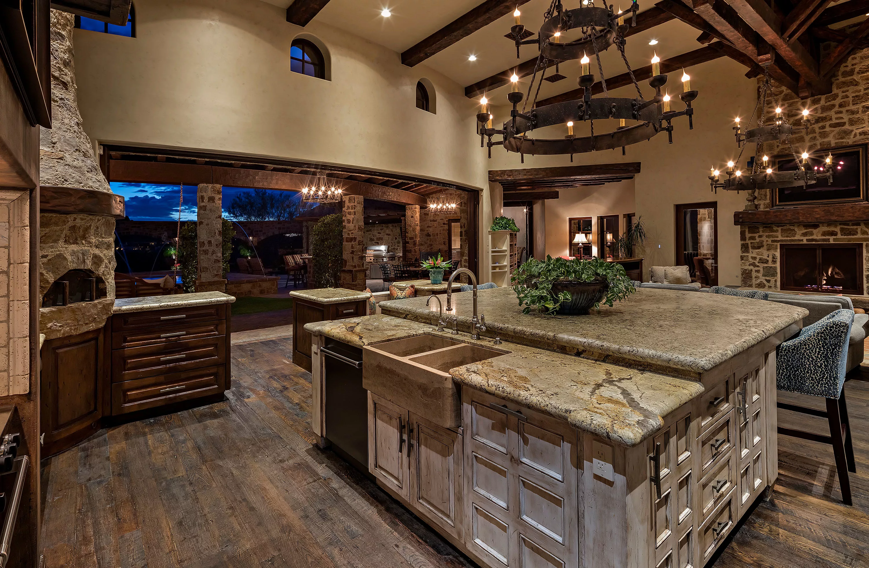 10199 East Cavedale Drive, Scottsdale, Arizona 85262 - 10199-east-cavedale-drive-scottsdale-arizona08_pnzmmc