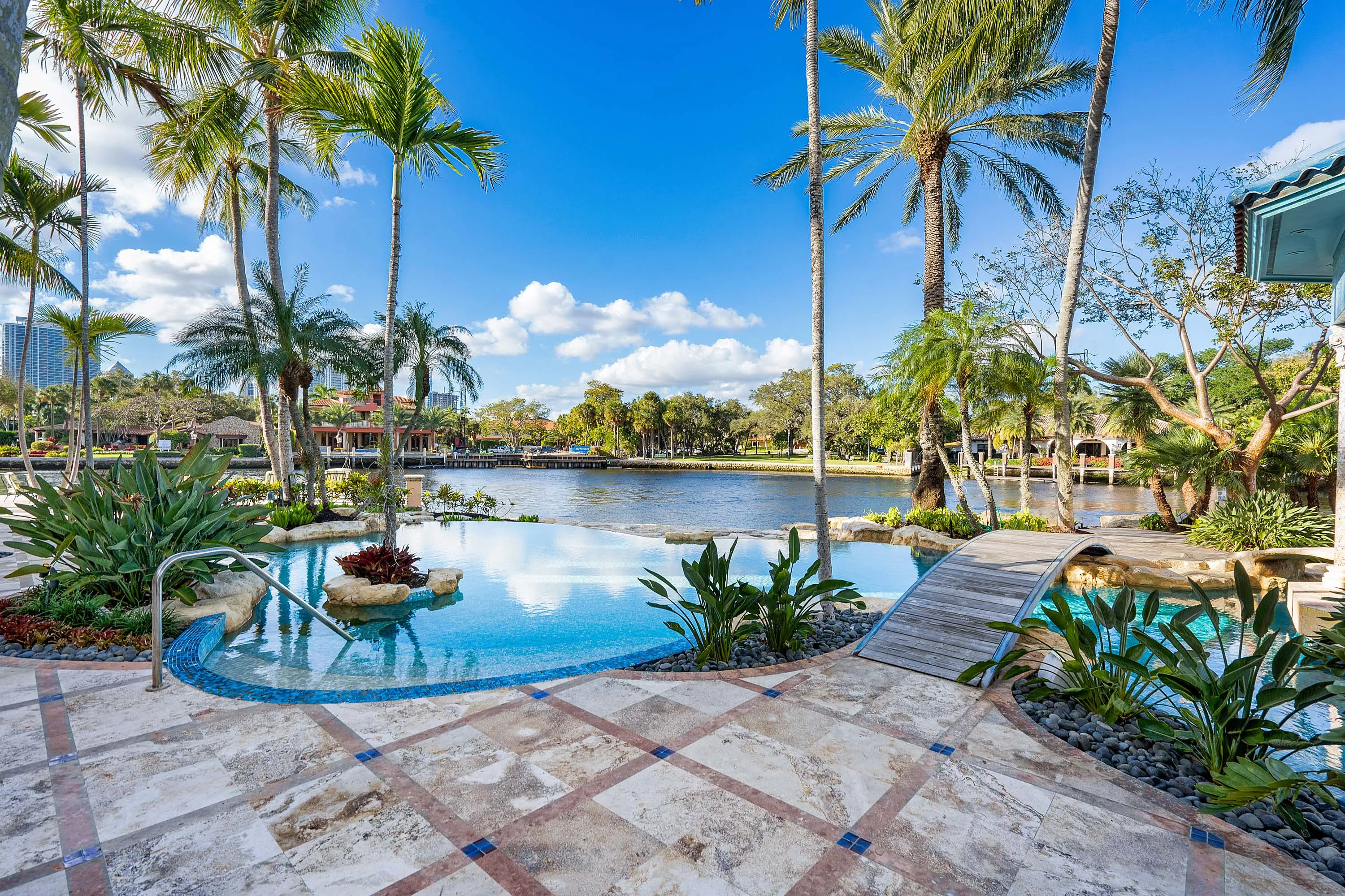 1575 Ponce De Leon Drive, Fort Lauderdale, Florida 33316 - 1575_ponce_de_leon_drive_47_kbh7tn