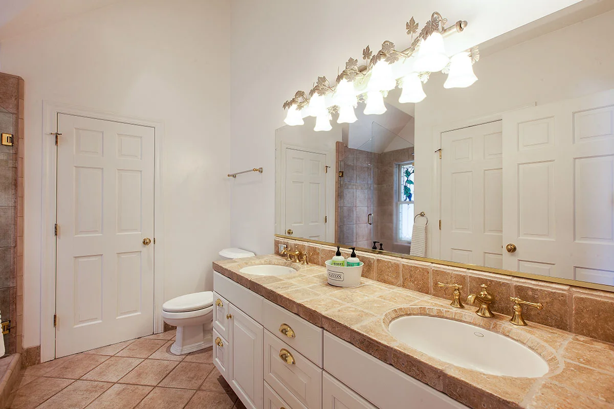 2618 & 2620 Silverado Trail North, Saint Helena, California 94574 - St-Hel-CA32_wkxob8