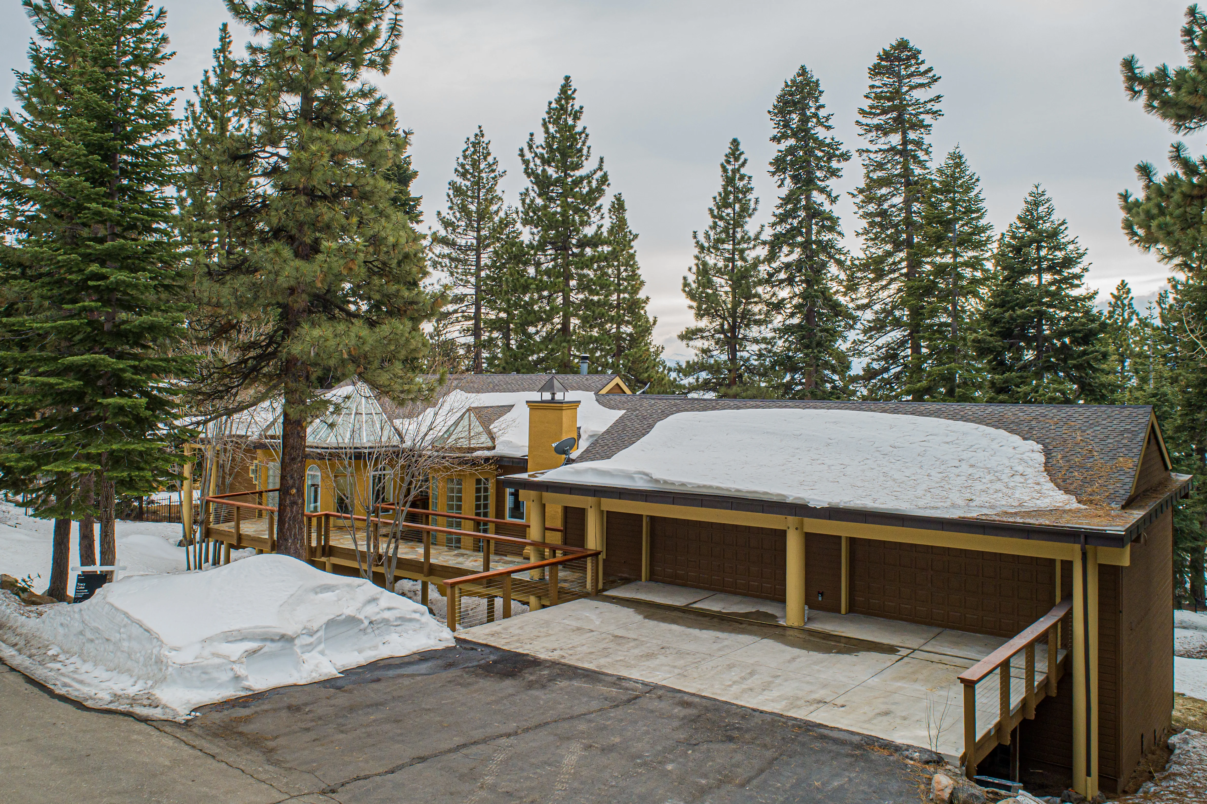 949 Fairview Boulevard, Lake Tahoe, Nevada 89451 - 949-fairview-boulevard-lake-tahoe-nevada_03_cwv9db