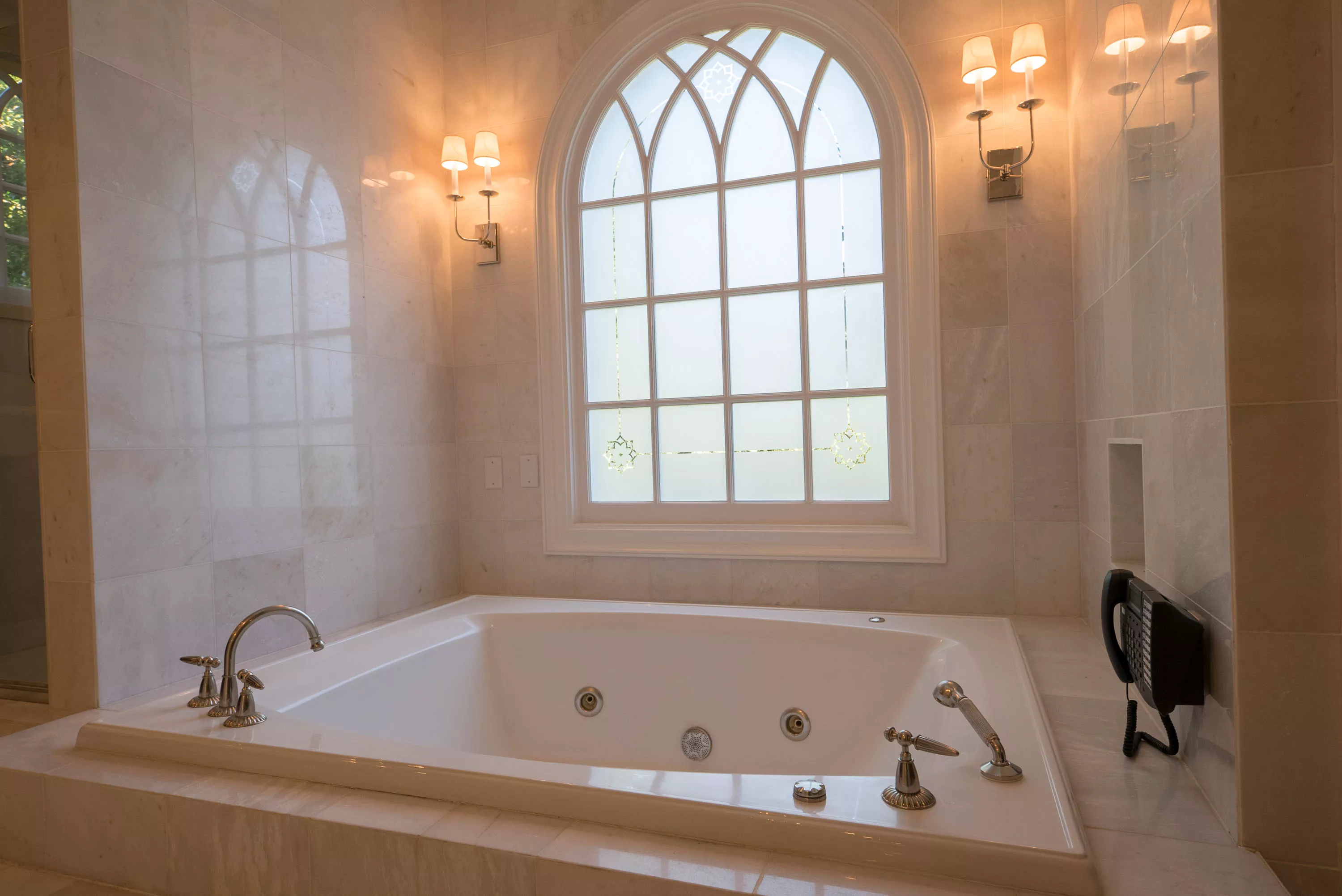 508 Stonegate Lane, Winston-Salem, North Carolina 27104 - 508-stonegate-lane-winston-salem-nc-14-13-01-41-4141_yvumn4