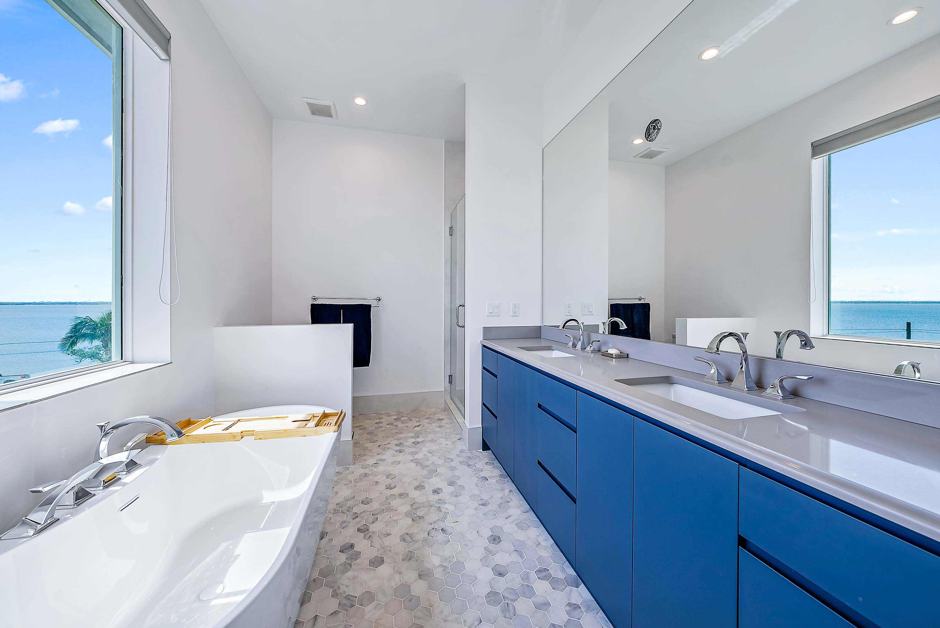 34 7916 South Ocean Drive - Luxury Real Estate - Concierge Auctions