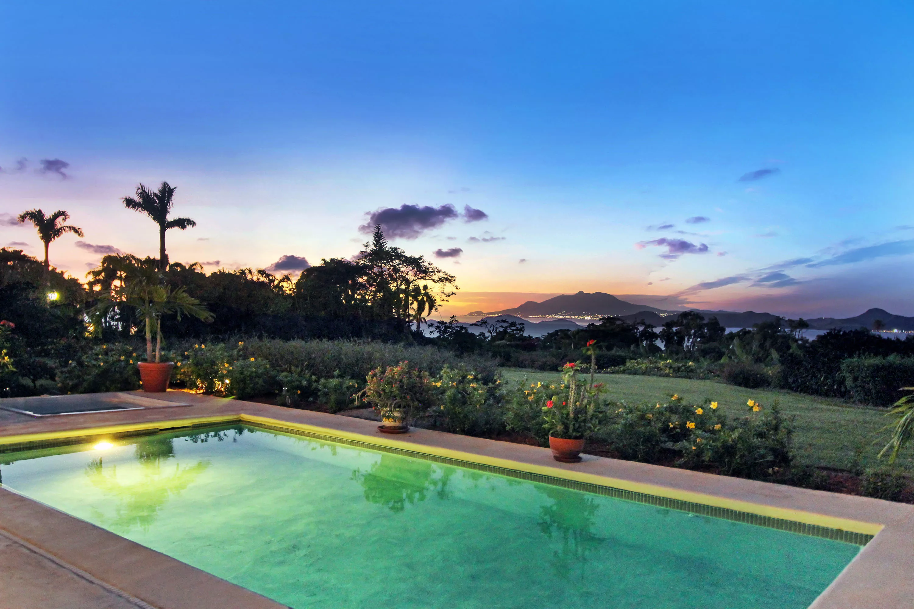 Villa 1910 Mahogany Hill Estates, Four Seasons Resort, Saint Kitts And Nevis, Nevis KN1201, West Indies - nevisian-grand-villa-four-seasons-resort-nevis30_mm8r0x