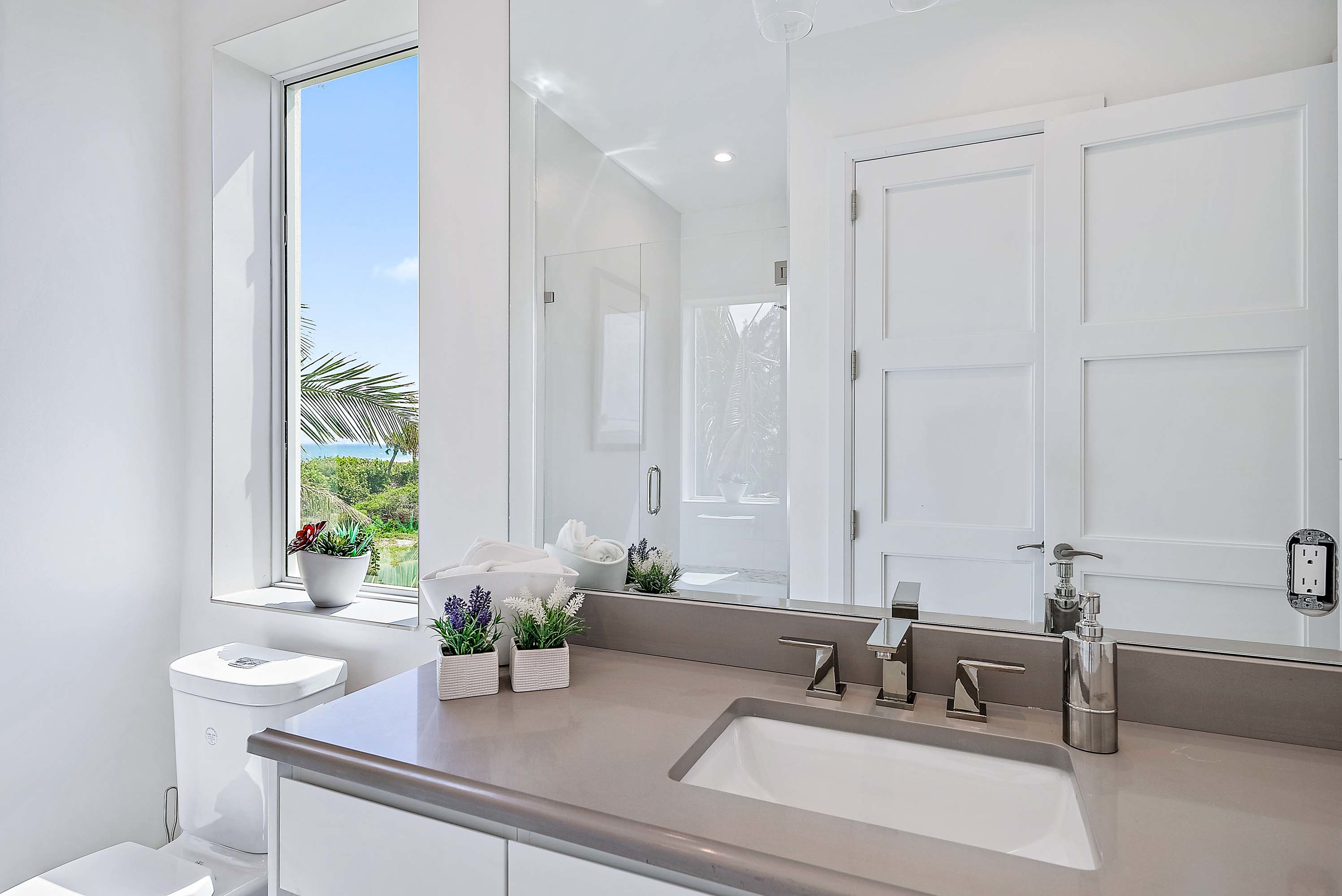 29 7916 South Ocean Drive - Luxury Real Estate - Concierge Auctions