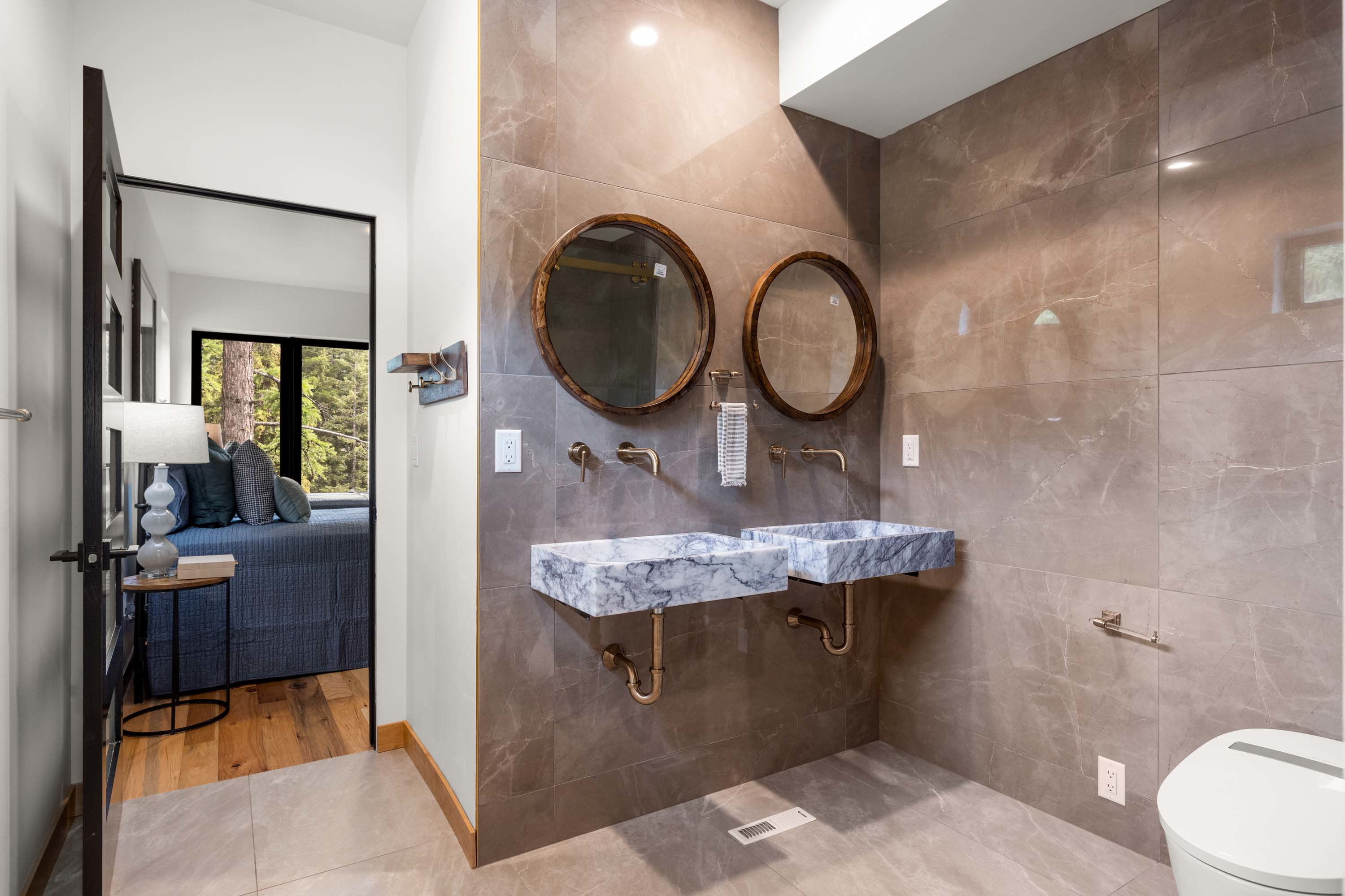 20 3857 Winter Lane A - Luxury Real Estate - Concierge Auctions