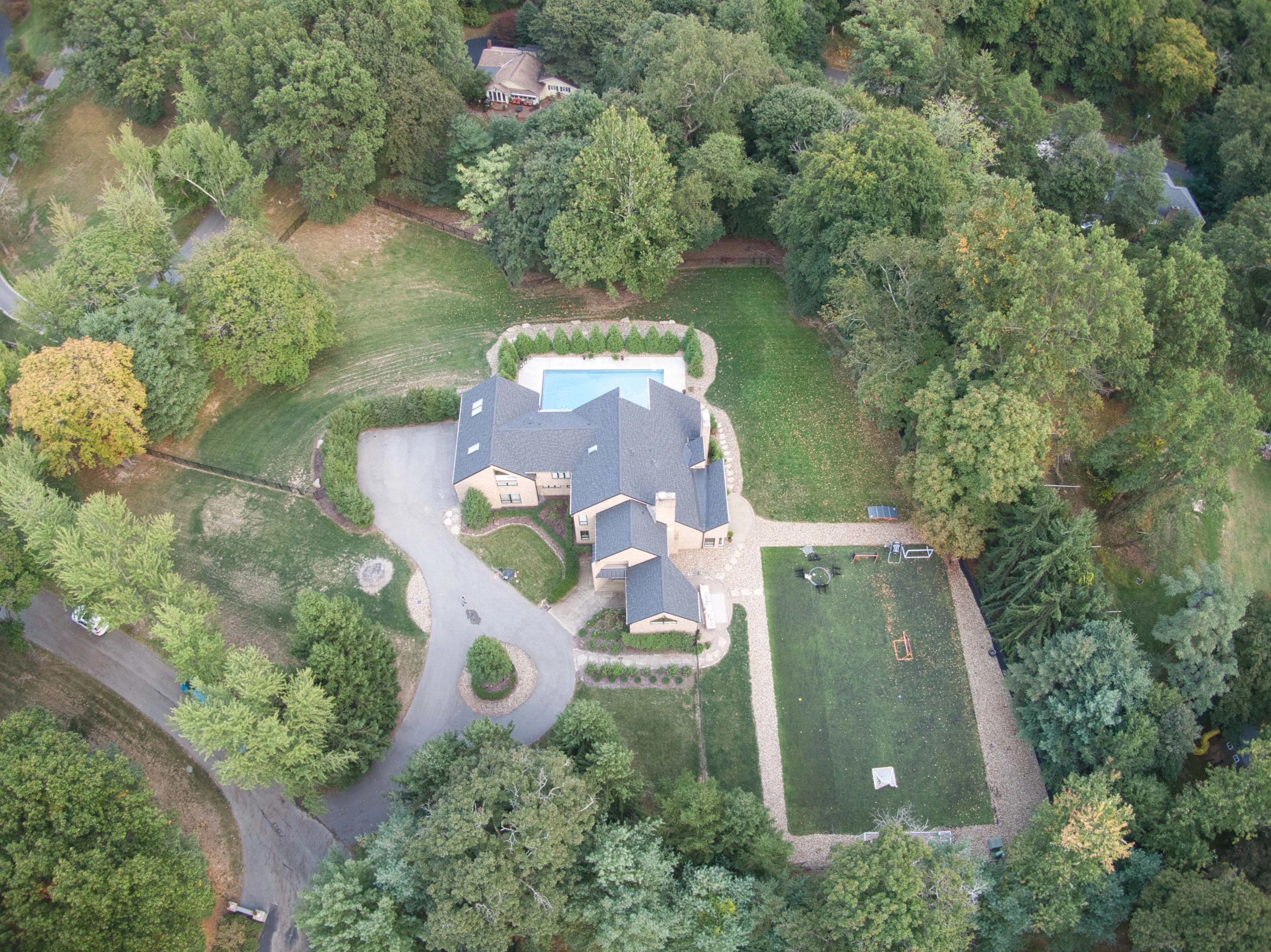751 Chestnut Road, Near Pittsburgh, Pennsylvania 15143 - 751-chestnut-road-sewickley-pennsylvania83_tyzgt0