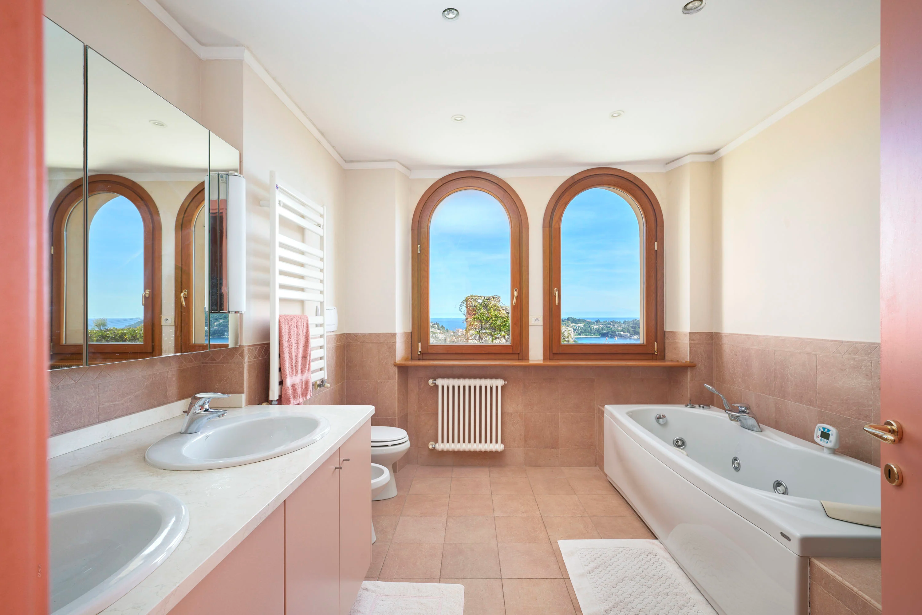 La Carriere, 2 Avenue Fernand Martin, Côte d'Azur, French Riviera 06230, France - la-carriere-villefranche-sur-mer-france13_zm73v4