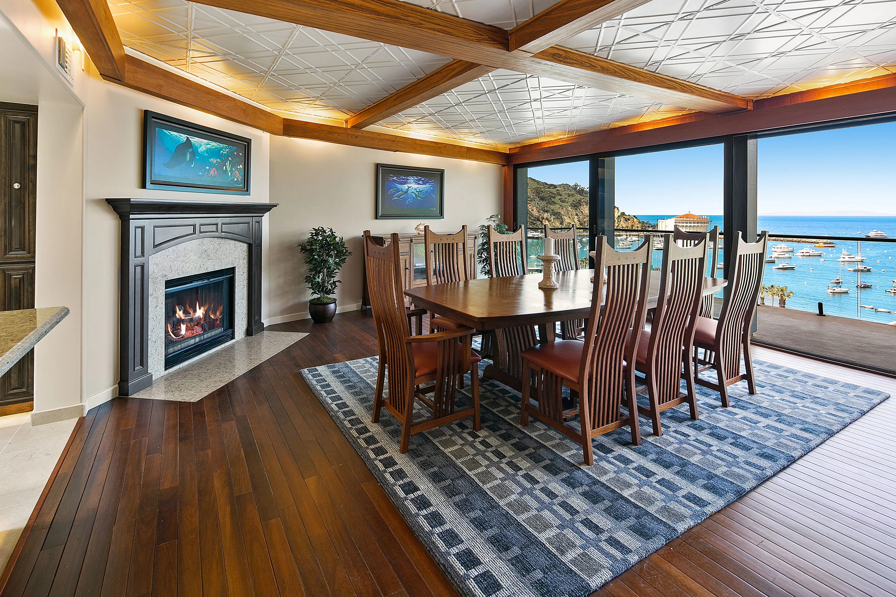 166 Middle Terrace, Avalon, Santa Catalina Island, California 90704 - 166-middle-terrace-santa-catalina-island-avalon-california10_hoiqcn
