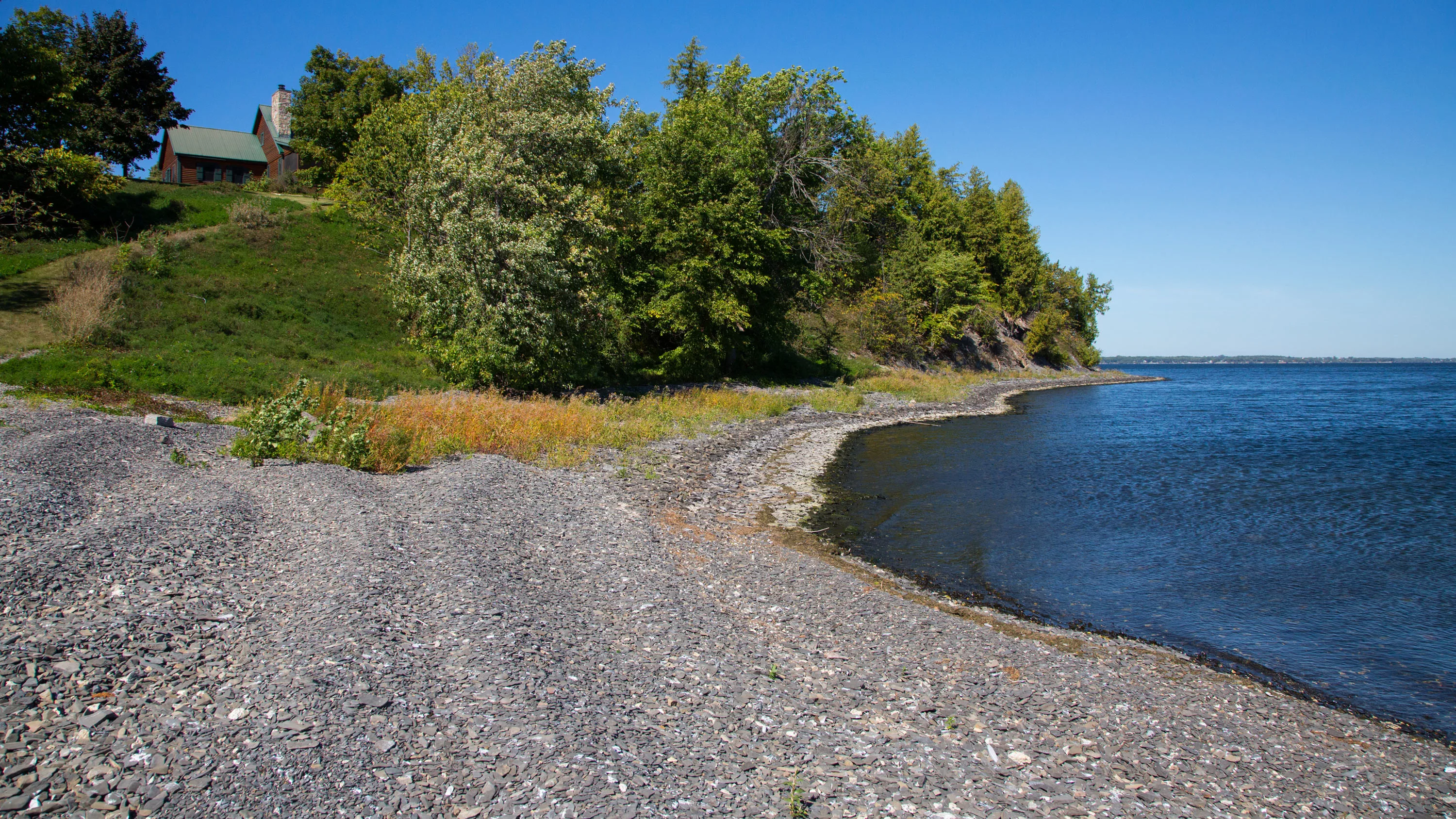 1 Cedar Island, Lake Champlain, Vermont 05486 - cedar-island-south-hero-vt-29-14-05-56-5656_zubyfk