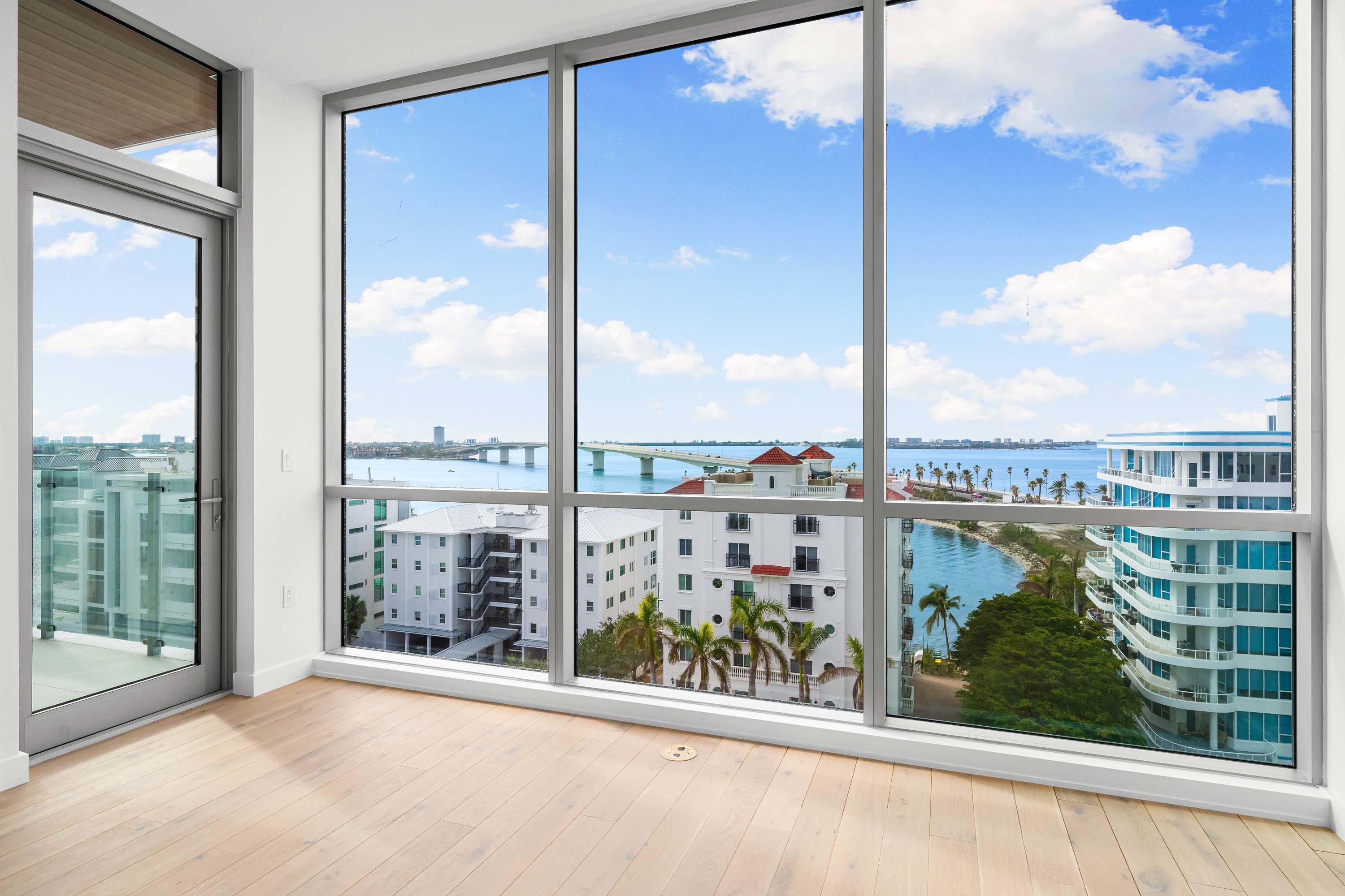 17 111 Golden Gate Point -Penthouse 701, Sarasota, FL 34236 - Luxury Real Estate - Concierge Auctions