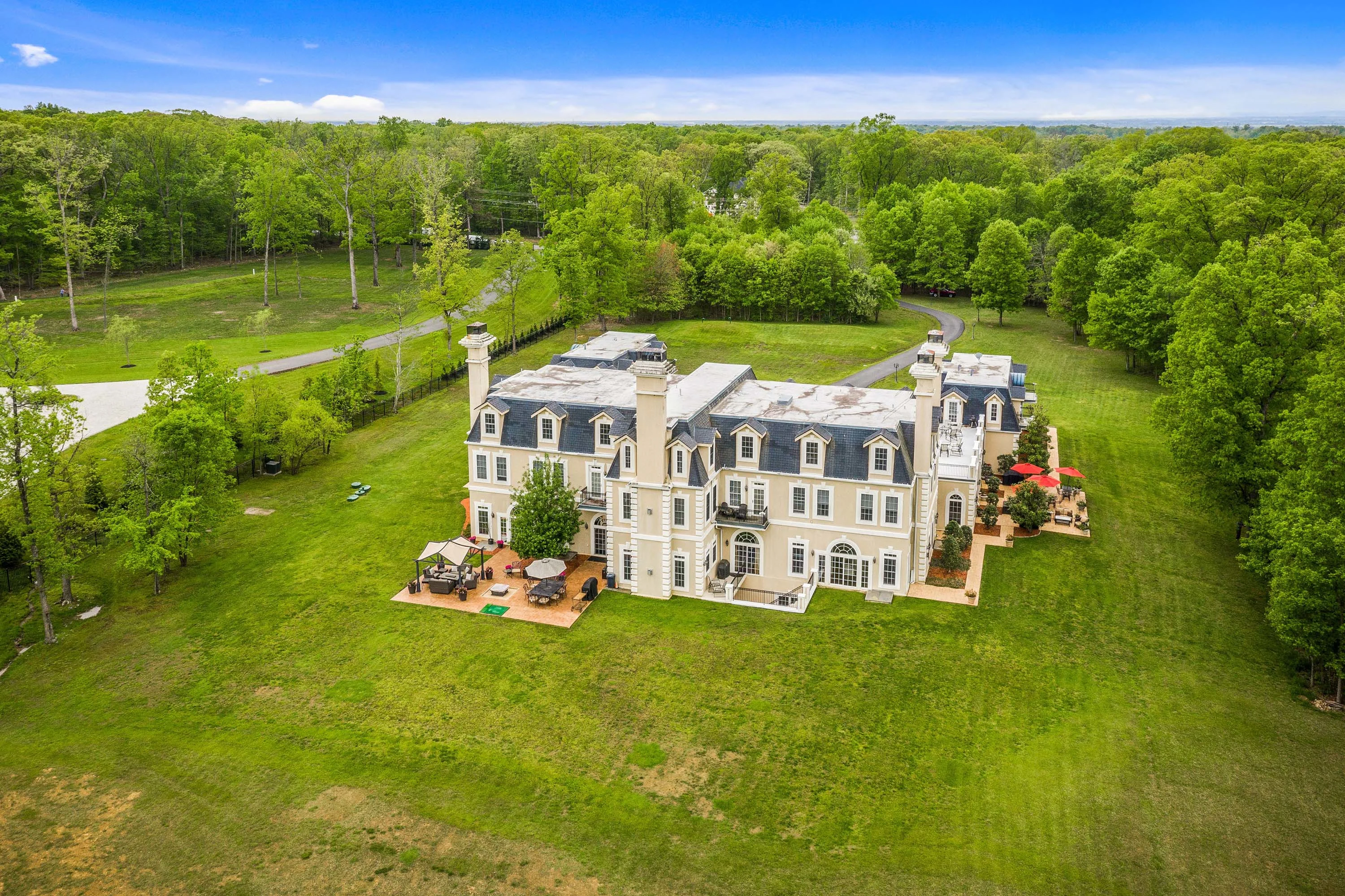 5825 Doyle Road, Near Washington D.C., Virginia 20124 - 5825-doyle-road-clifton-virginia69_s1t0vq