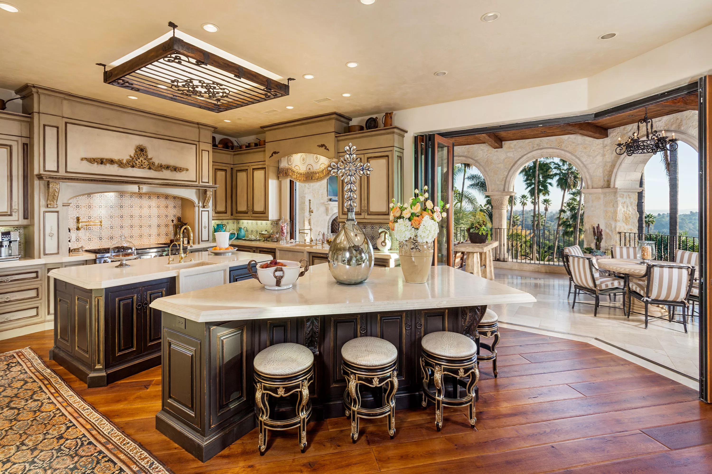 18127 Via Roswitha, Rancho Santa Fe, California 92067 - 18127-via-roswitha-rancho-santa-fe-ca-05-27-18-47-4747_qxekkd