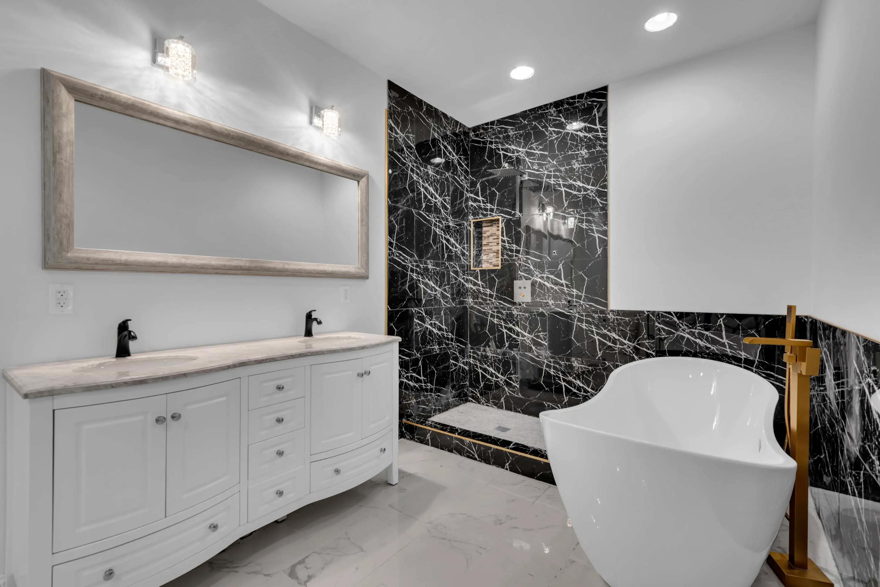 42 6 Evan Way, Pikesville - Luxury Real Estate - Concierge Auctions