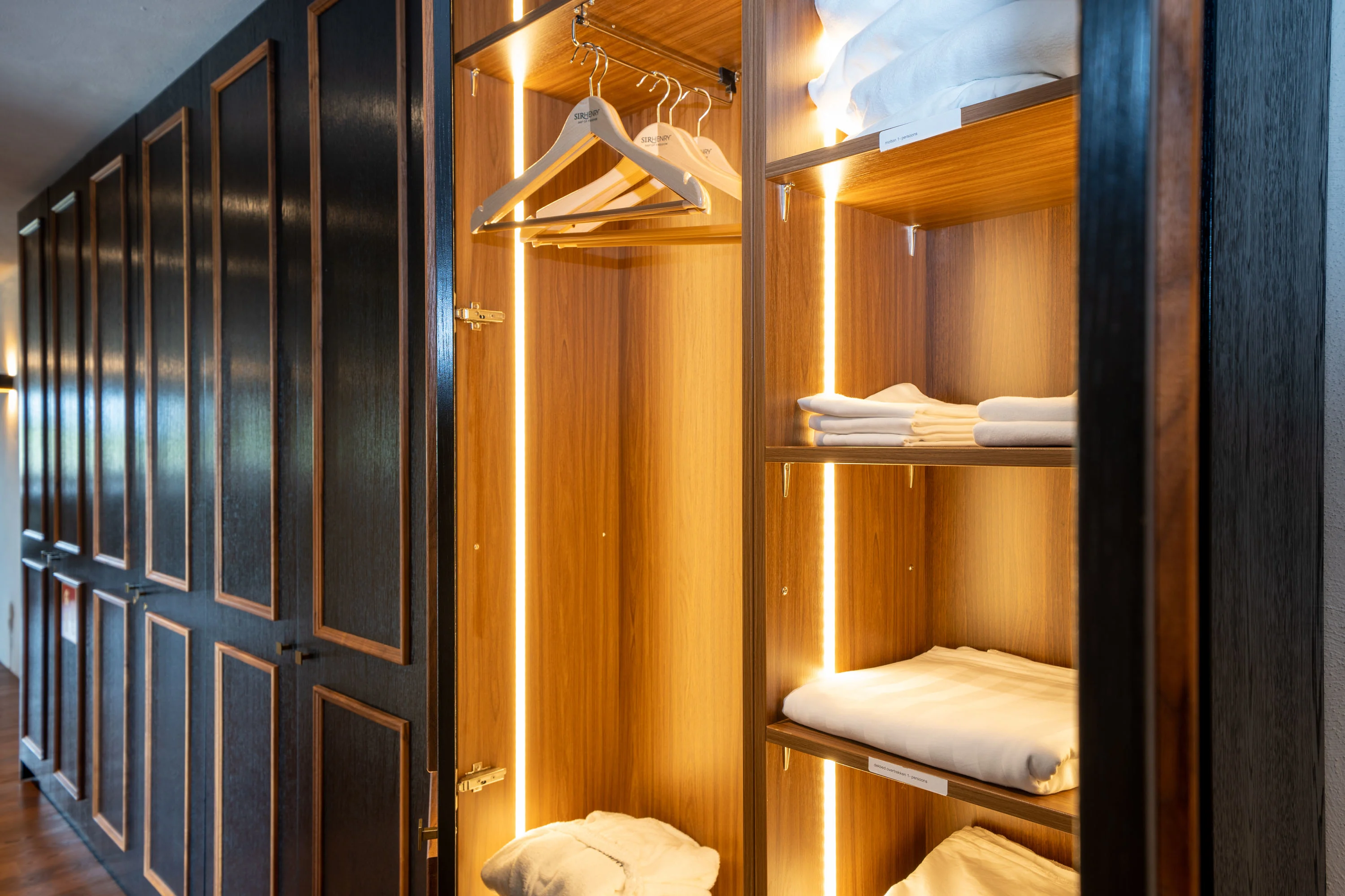 Luxury Mountain Chalet, Seefeld, Austrian Alps, Tirol , Austria - luxury-mountain-chalet-tirol-seefeld-austria39_jg75tv