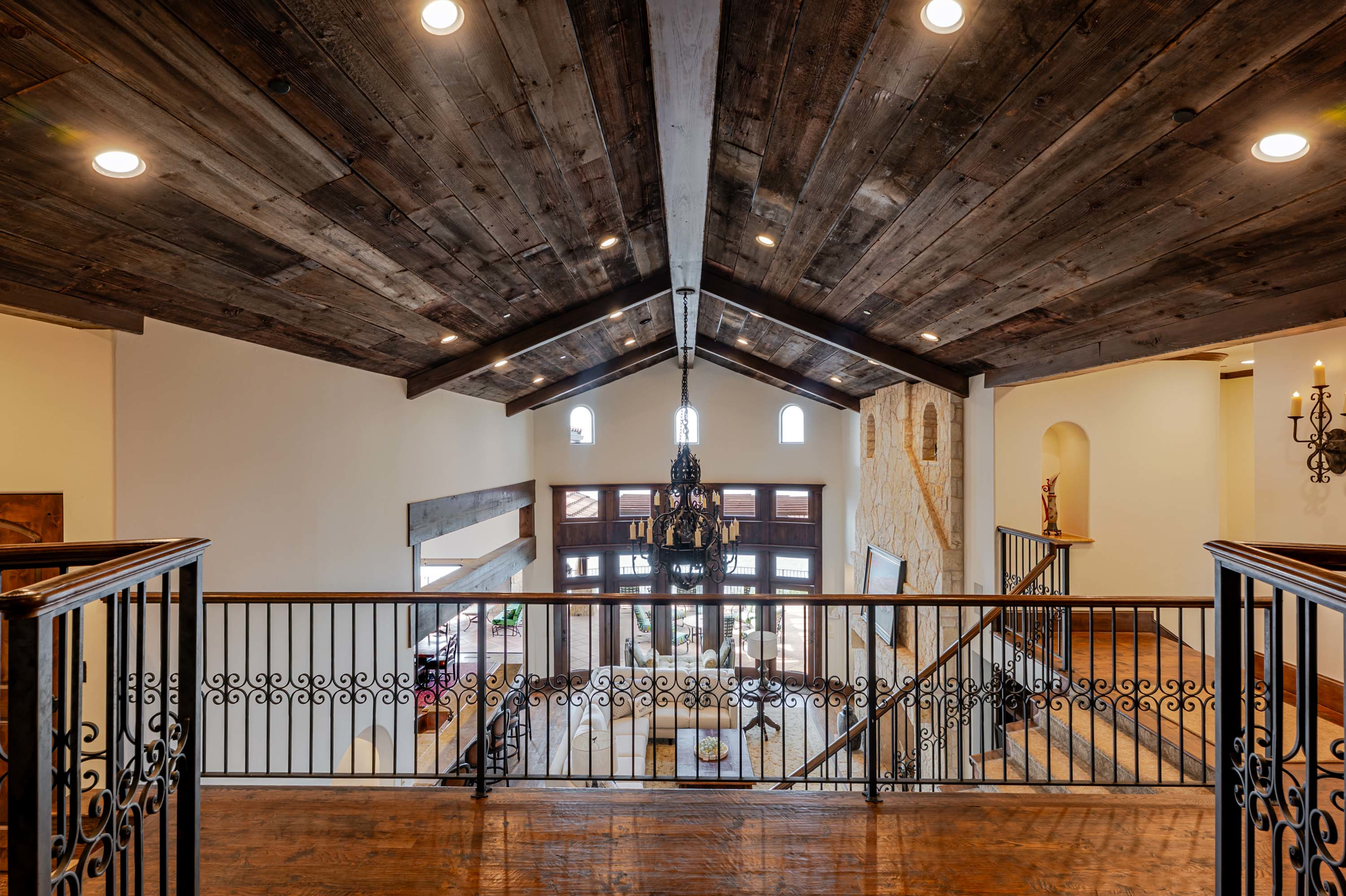 04.1 1011 Lakeview Point Drive - Luxury Real Estate - Concierge Auctions