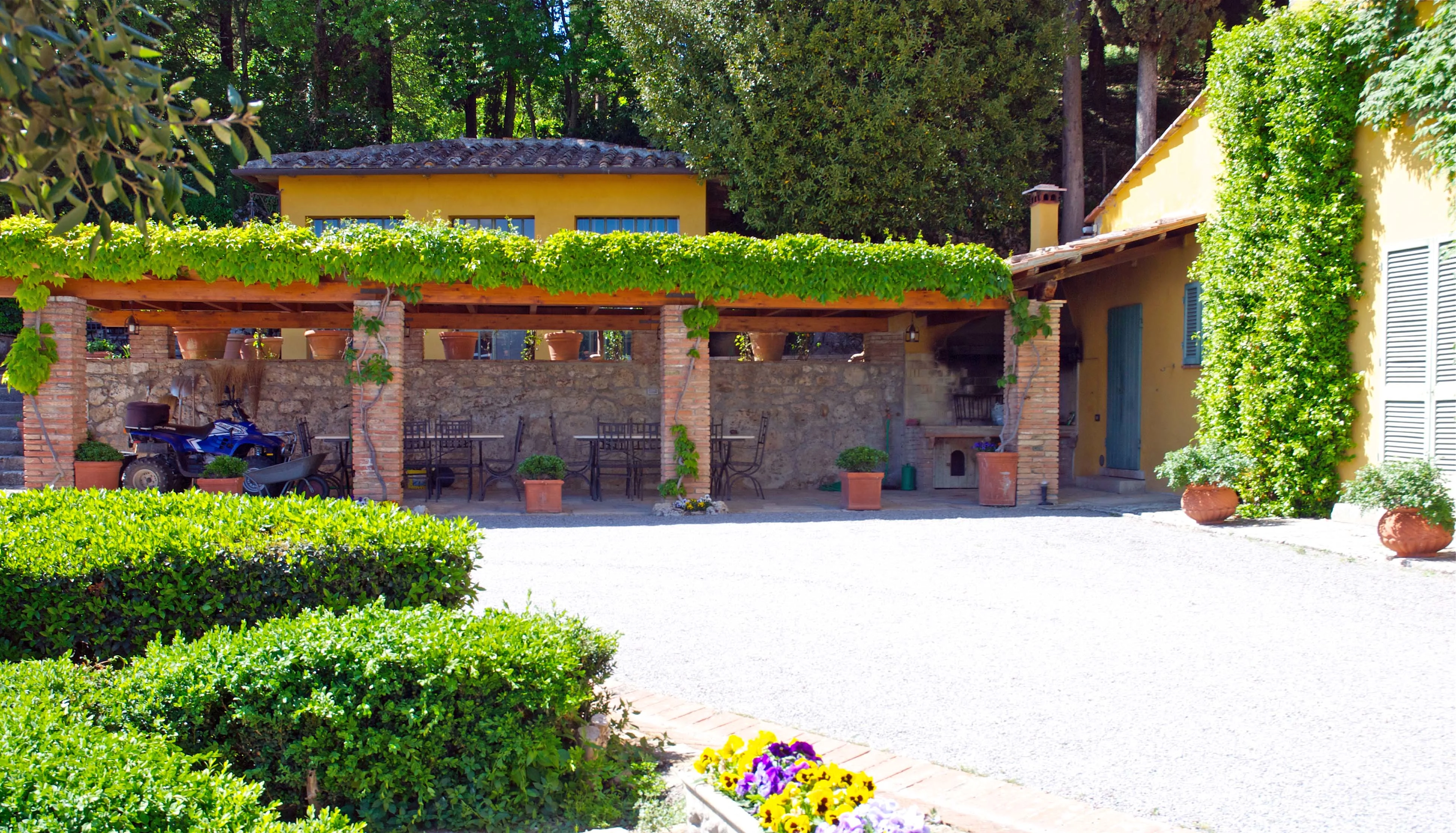 Vallone di Sotto, Sarteano, Tuscany , Italy - vallone-di-sotto-tuscany-italy13_coyt1q