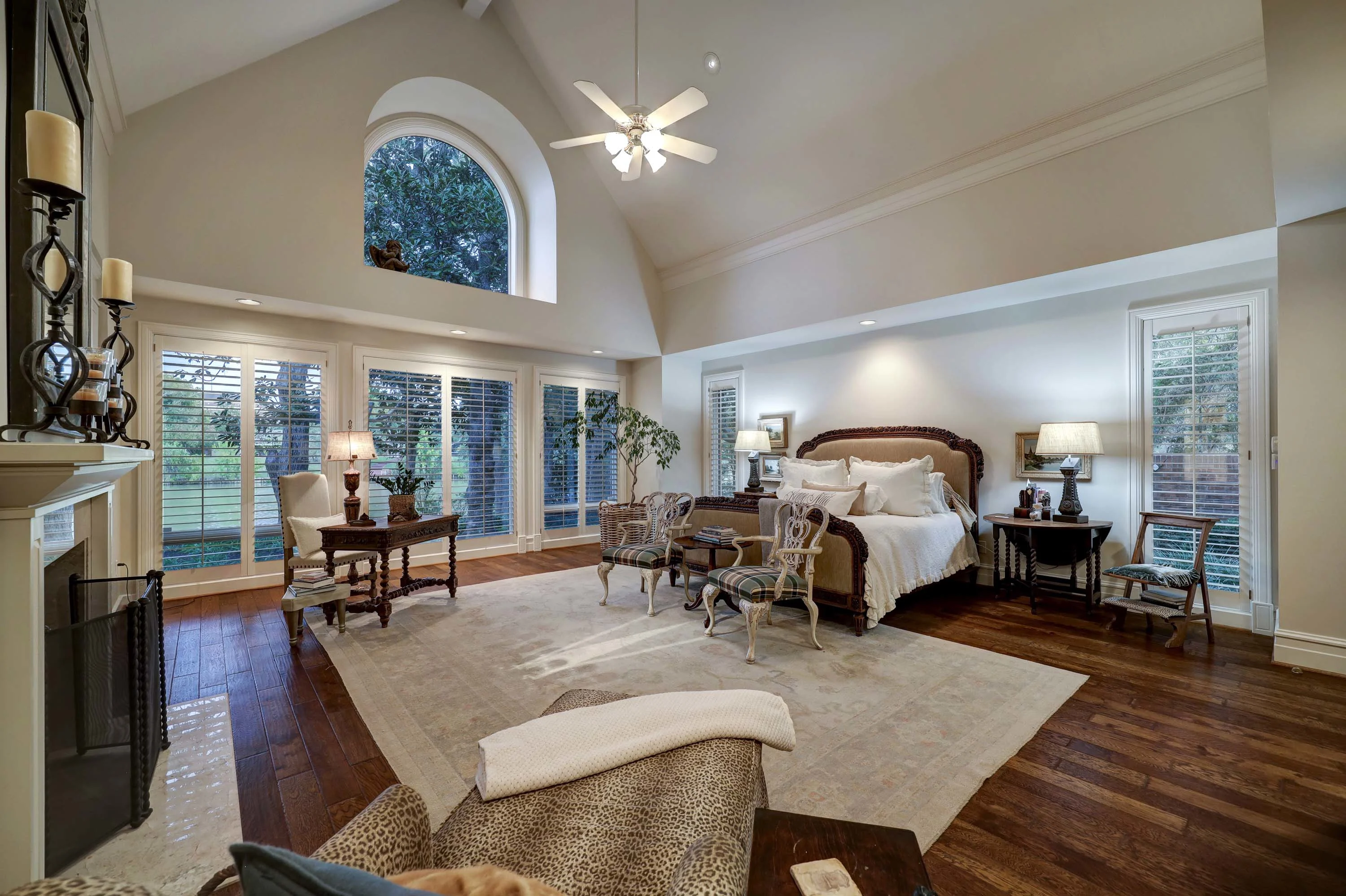 427 West Alkire Lake Drive, Sugar Land, Houston Area, Texas 77478 - 19_-_Alkire_Lake_W_427_IMG_052_1_1_Primary_Bedroom_izba0u