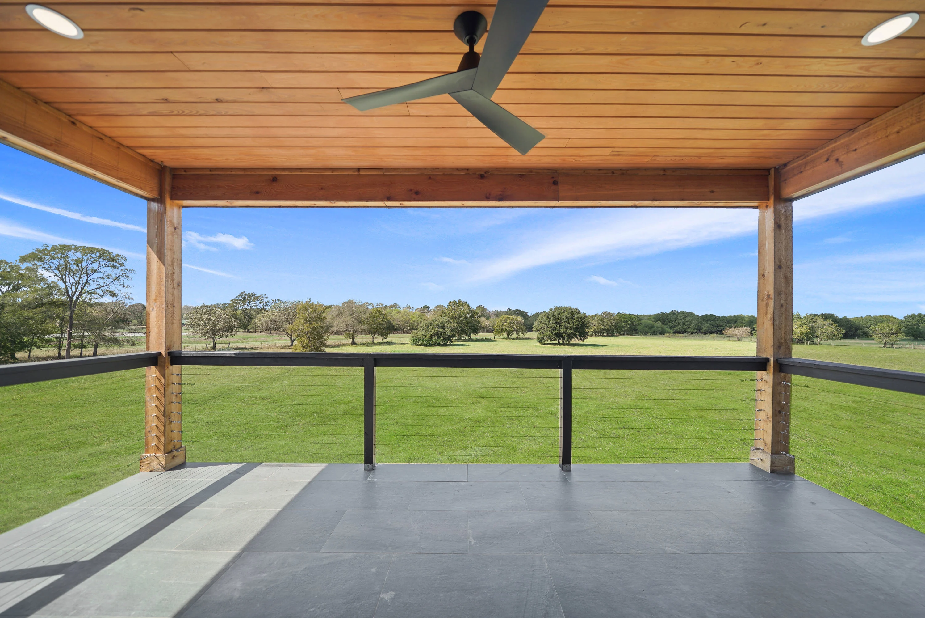 18760 Fm 442 Road, Needville, Near Houston, Texas 77461 - 18760_Fm_442_Rd_41_fzbwsl