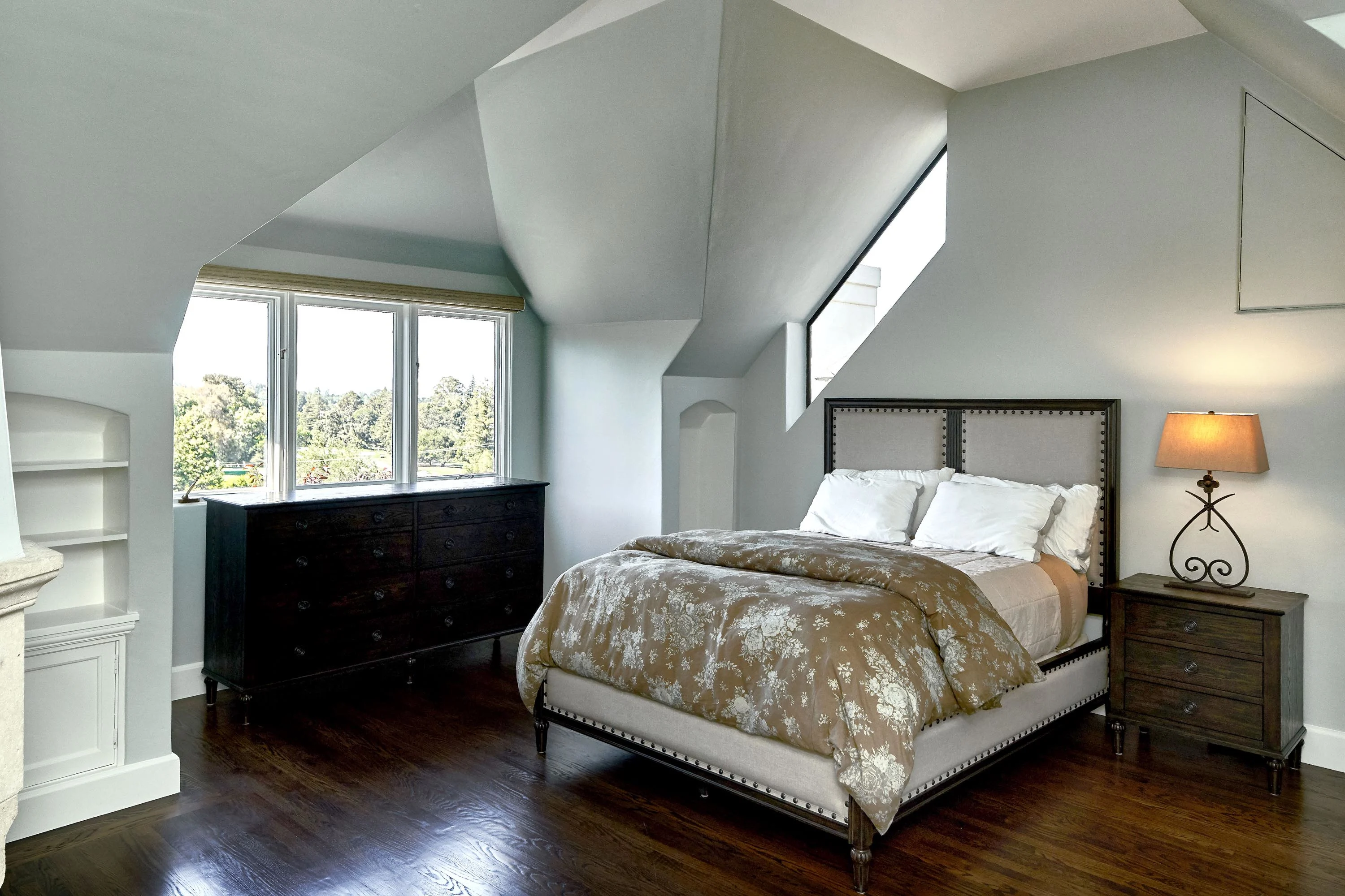 690 Loyola Drive, Silicon Valley, California 94024 - 690-loyola-drive-los-altos-hills-california27_hxvabr