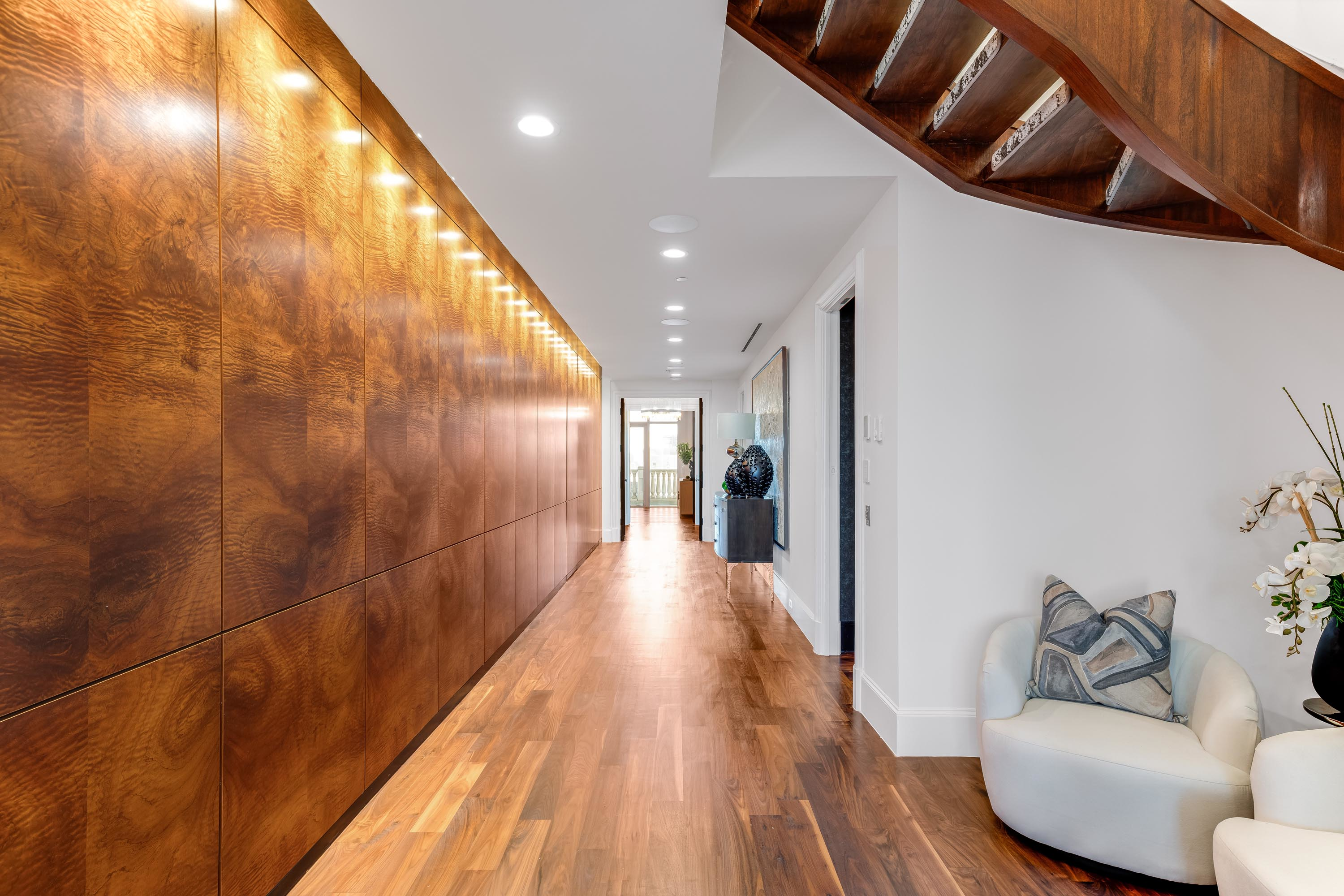 04 3505 Turtle Creek Blvd PH18C - Luxury Real Estate - Concierge Auctions