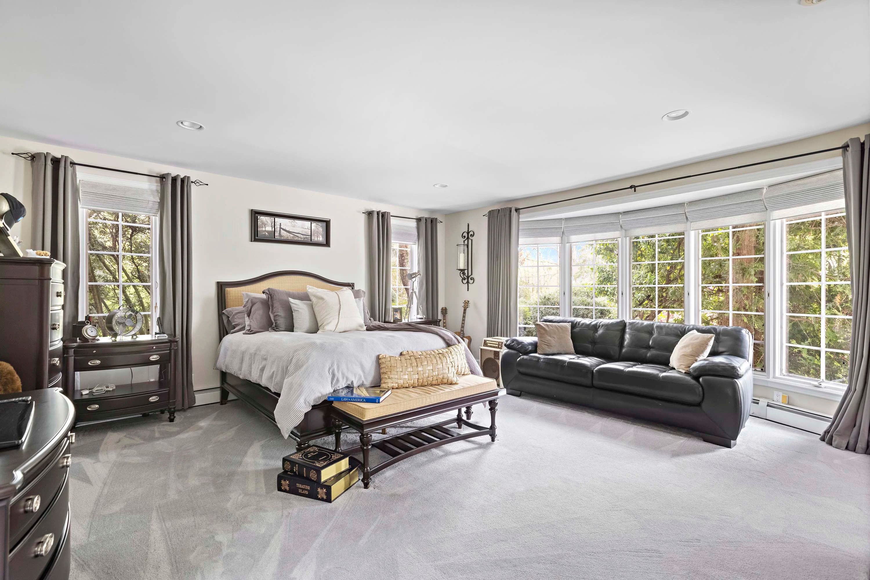 Swan Manor | 1 Swan Place, Nissequogue, Gold Coast, New York 11780 - 26_Swan_Manor_1_Swan_Place_Saint_James_NY_11780_d5j5l5