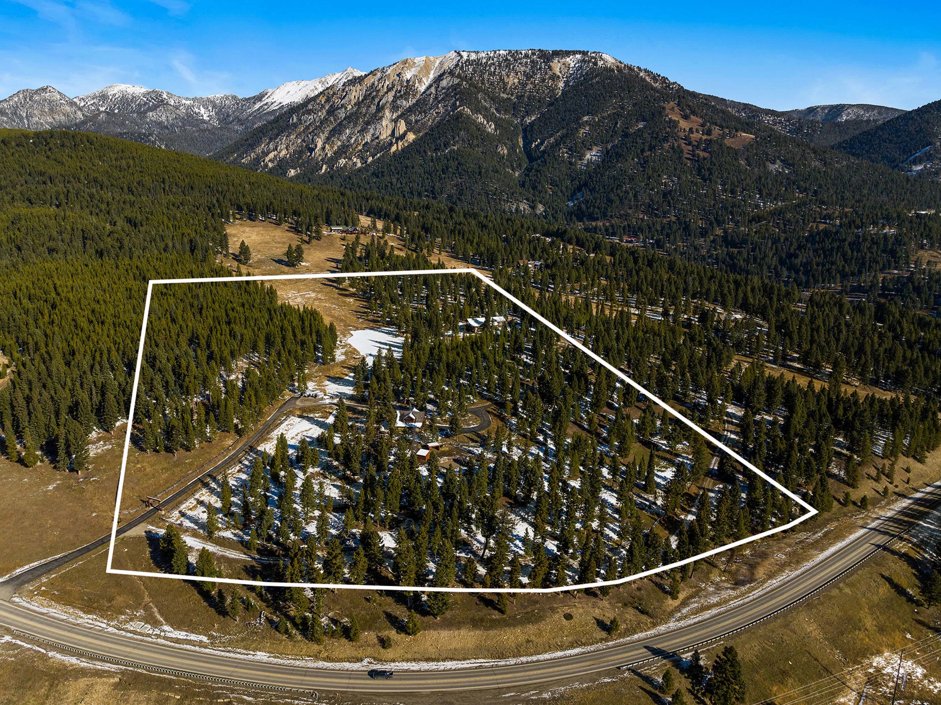 5255 Lone Mountain Trl, Big Sky, Montana 59716 - 2_-_DJI_0237-Property_Lines_t4o5co