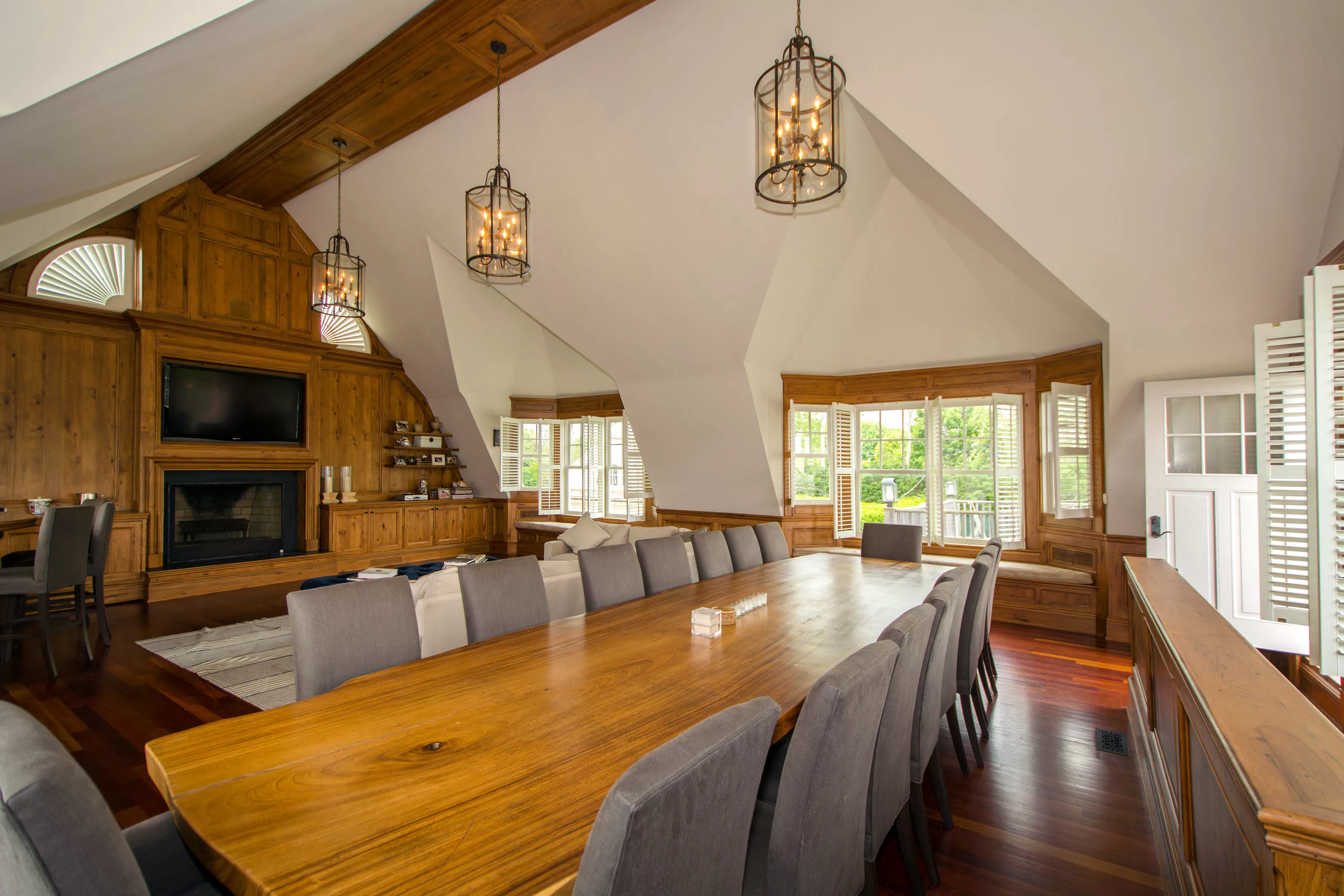 14 Halsey Ave, Westhampton Beach, New York 11978 - 14-halsey-ave-westhampton-beach-ny-11-13-14-55-5555_hnnefx