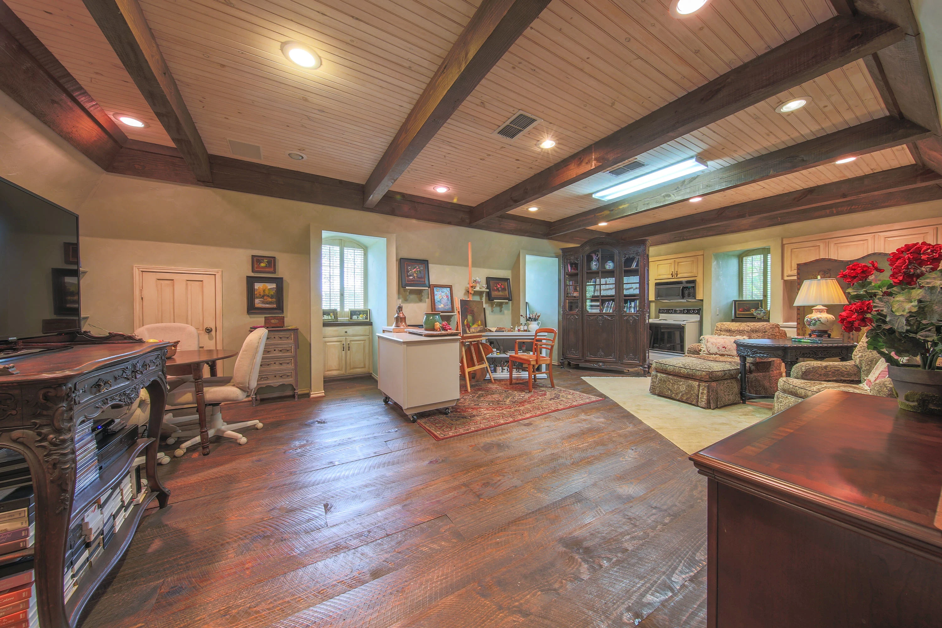 800 South Greer Boulevard, Pittsburg, East Texas, Texas 75686 - pilgrim-estate-800-s-greer-blvd-east-texas-39_tsbxgf