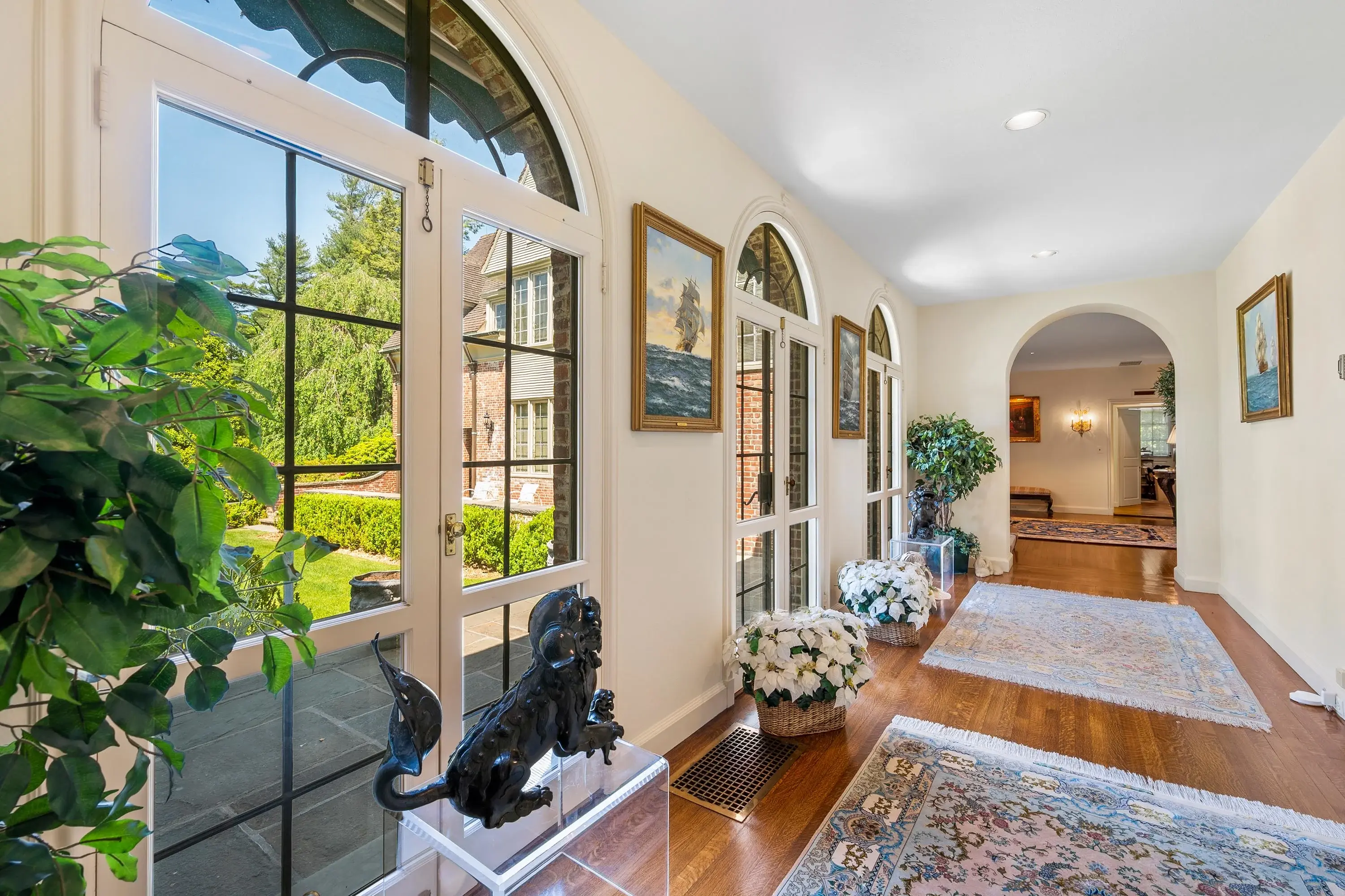222 Cleft Road, Mill Neck, Gold Coast, New York 11765 Matterport Tour