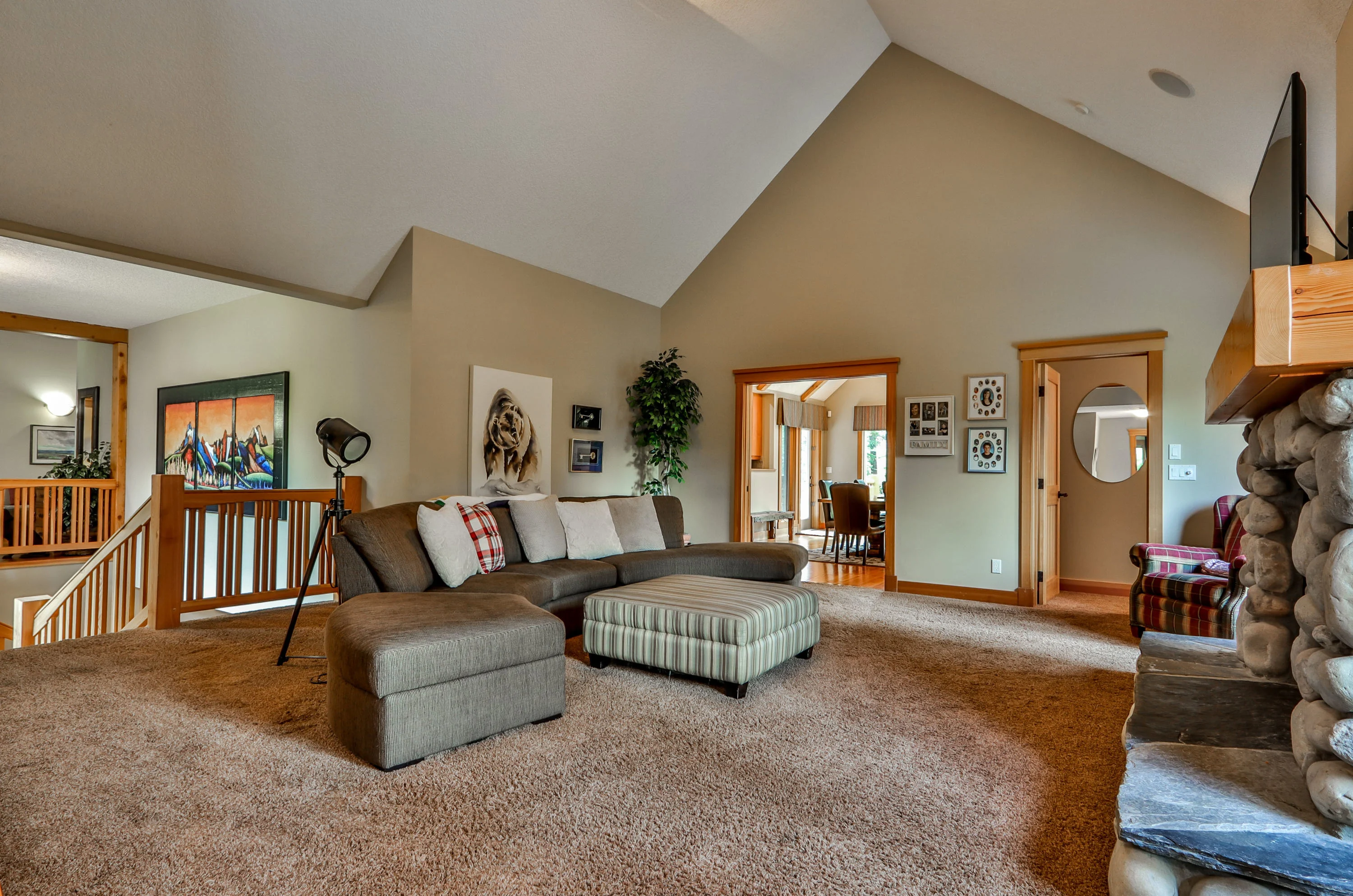 251 Miskow Close, Canmore, Alberta T1W 3G7, Canada - 251-miskow-close-canmore-alberta-canada23_vljwng