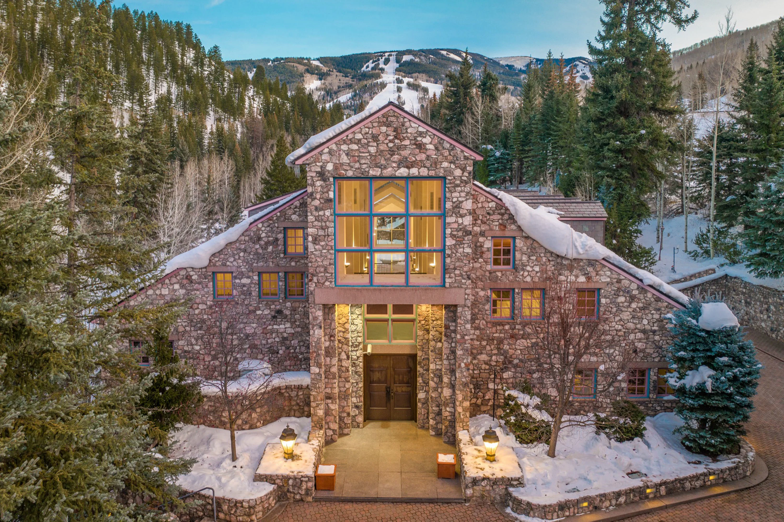 Beaver Creek Château, Beaver Creek, Vail Valley, Colorado 81620 - 181-south-fairway-drive-beaver-creek-colorado01_bezlqj