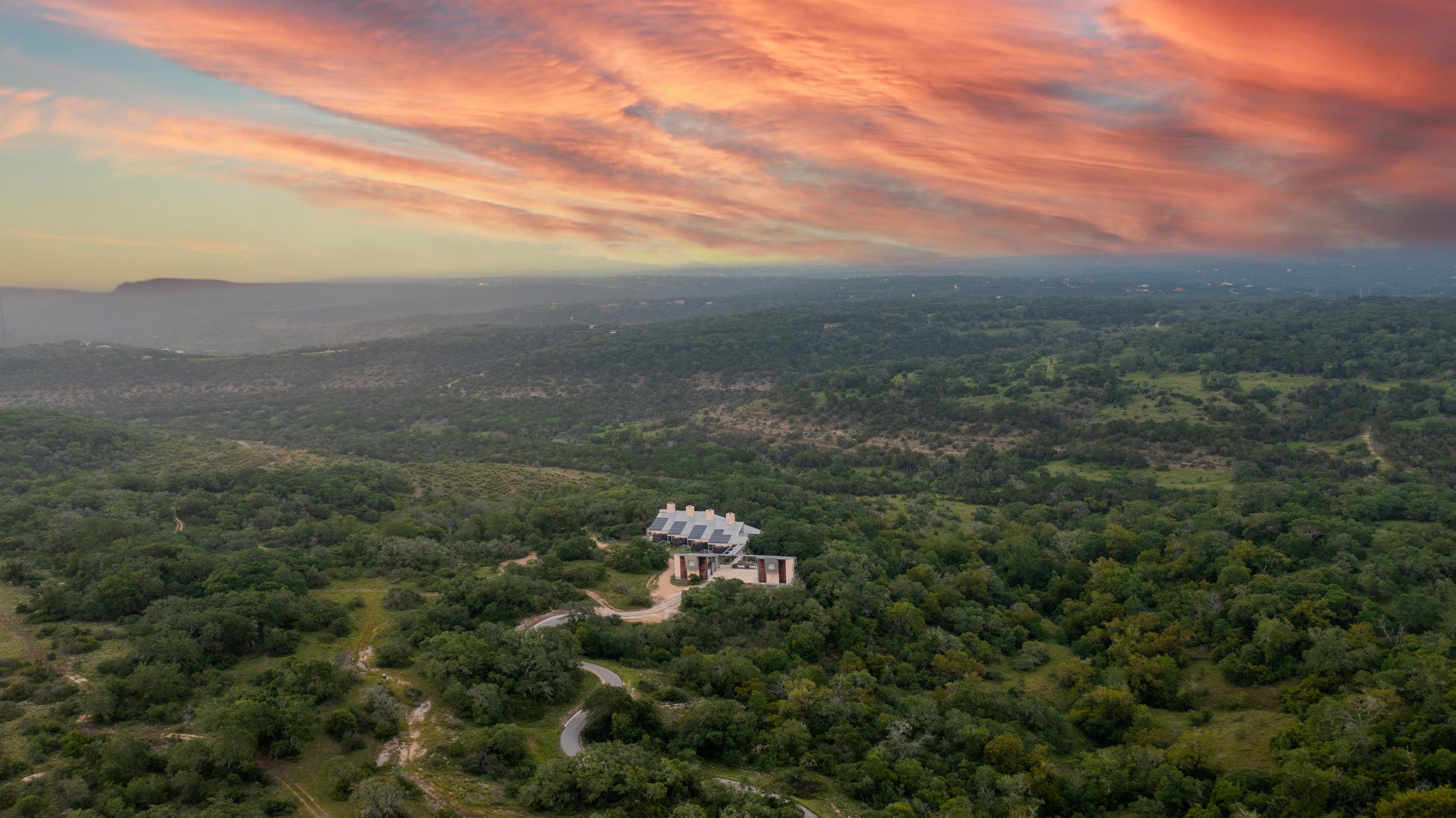 1946 Backbone Ridge, Wimberley, Texas 78666 | Concierge Auctions