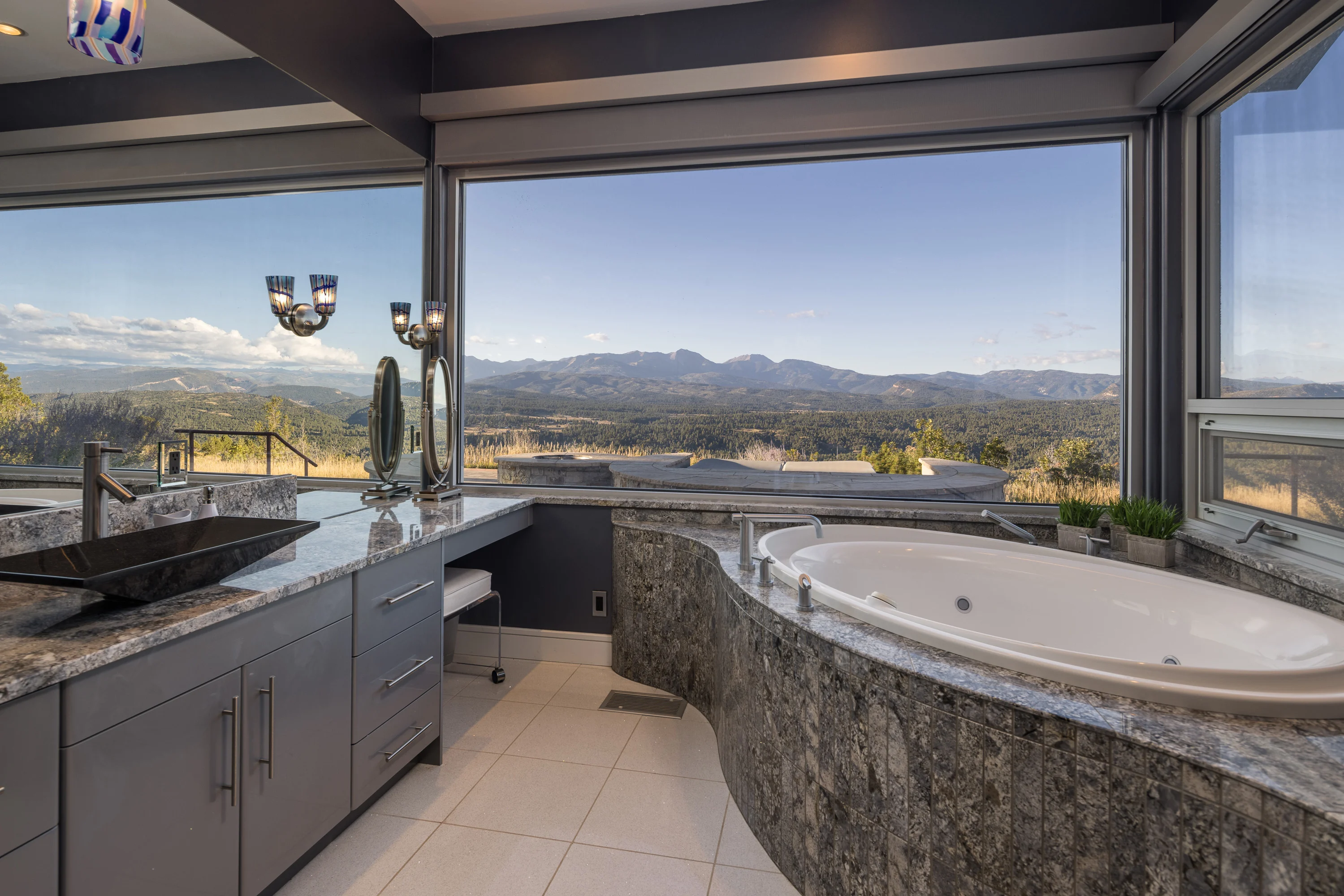 1933 Deer Valley Road, Hesperus, Near Durango, Colorado 81326 - 1933-Deer-Valley-16_on5byv