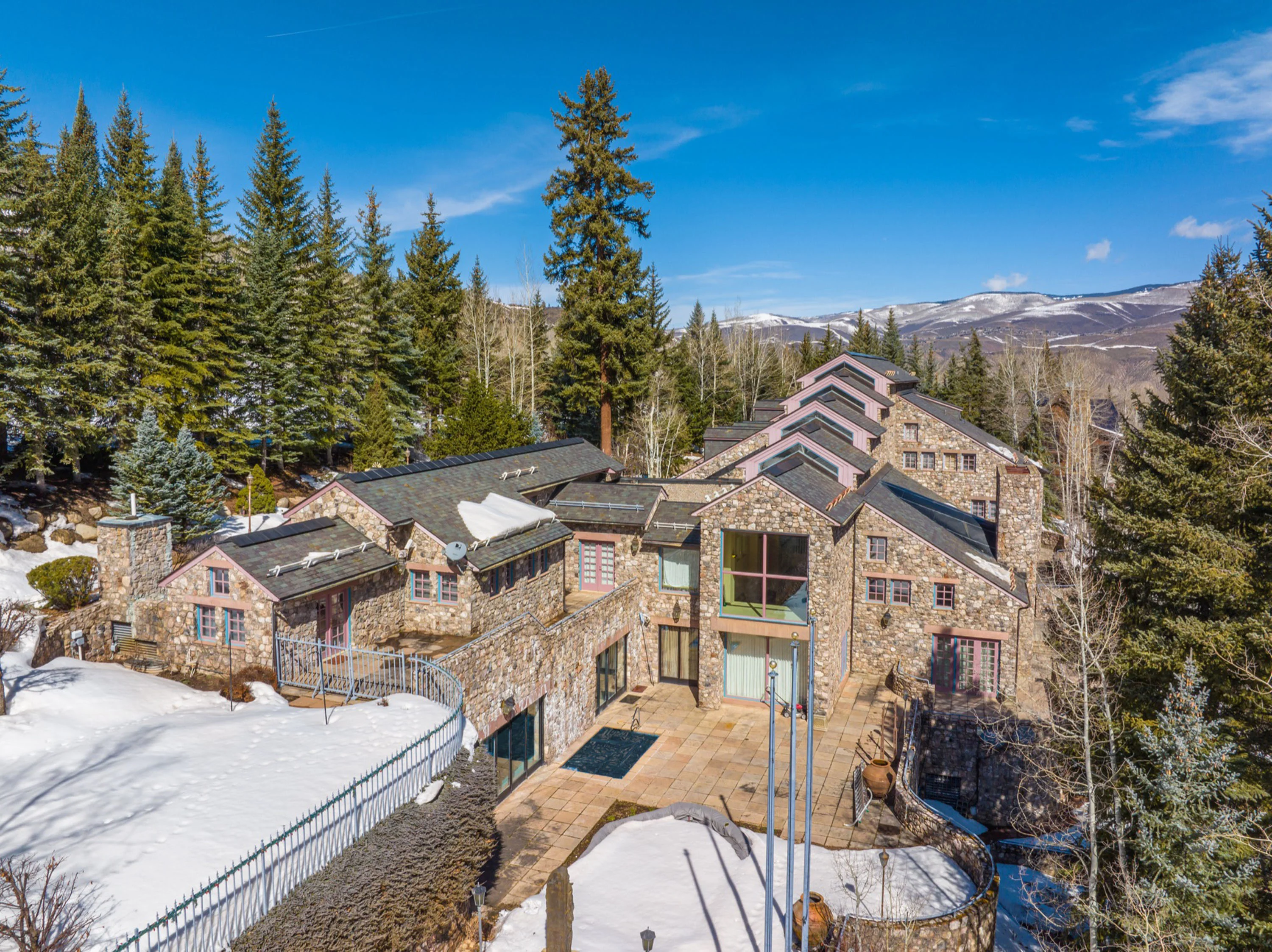 Beaver Creek Château, Beaver Creek, Vail Valley, Colorado 81620 - 181-south-fairway-drive-beaver-creek-colorado72_qjdy6b
