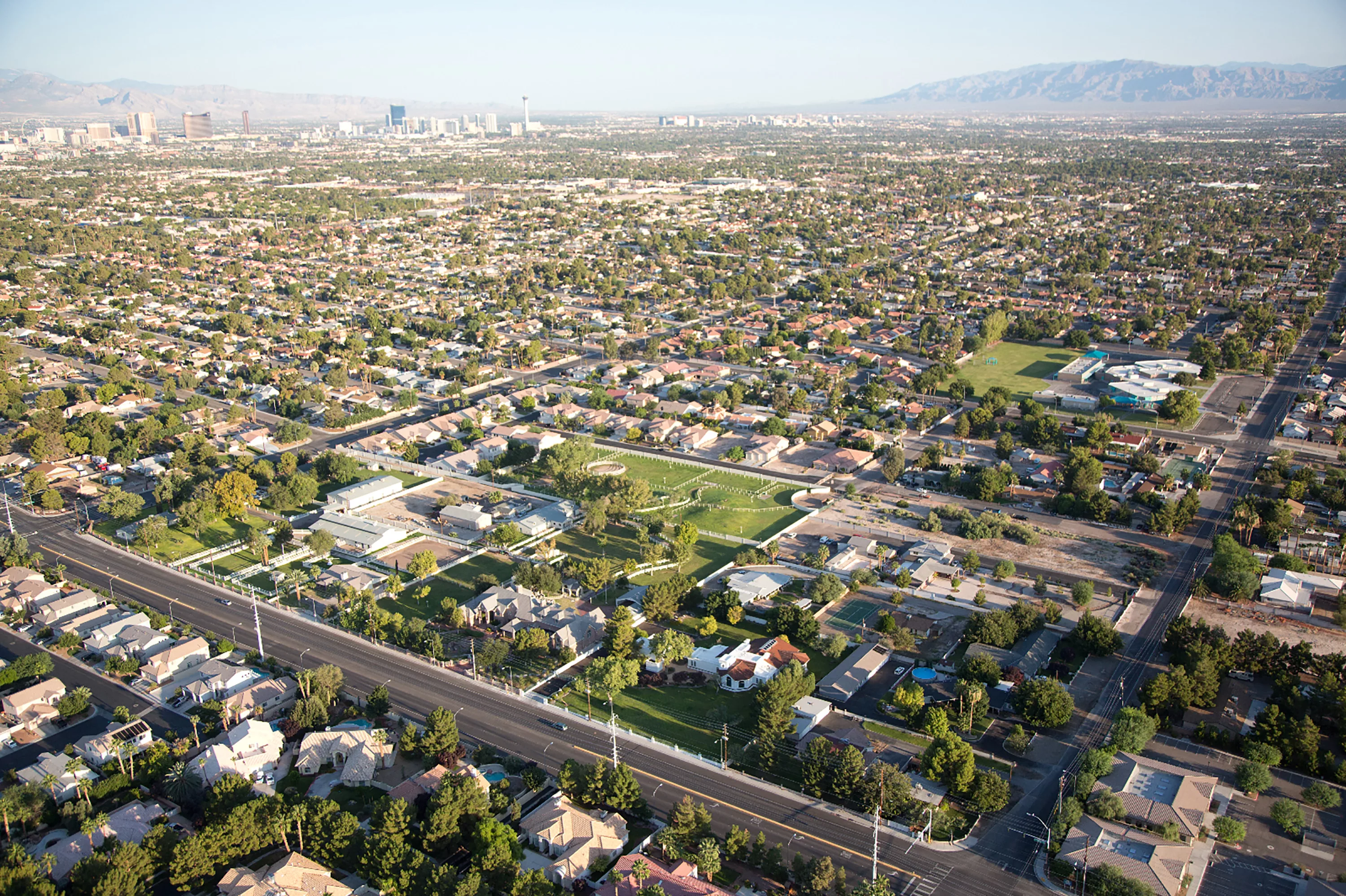 3910 E Russell Rd, Las Vegas, Nevada 89120 - 3910_e_russel_rd_las_vegas_nv_hvofnc