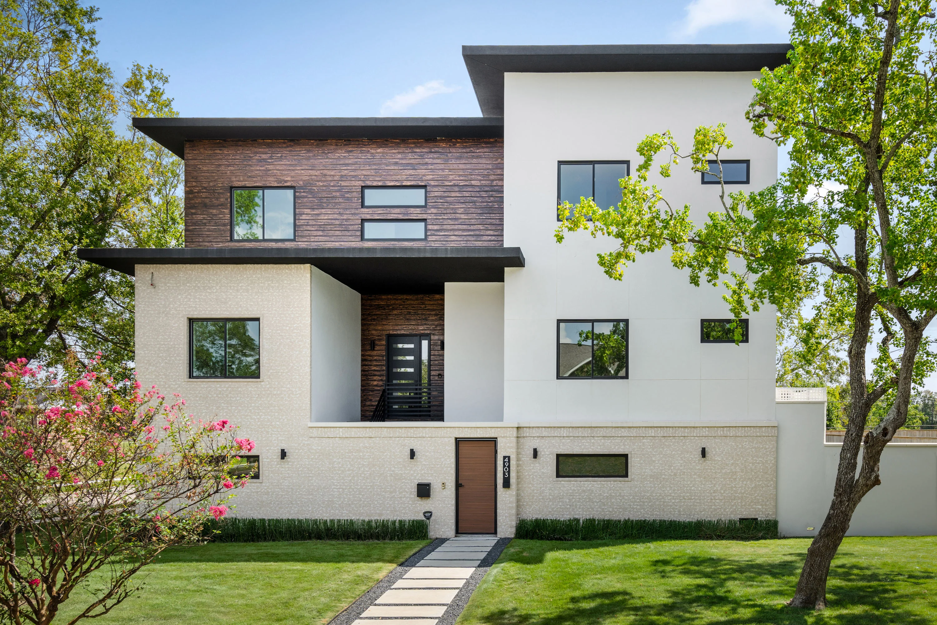 4903 Braesvalley Drive, Houston, Texas 77096 - 4903_Braesvalley_Dr_01_qpwa5e