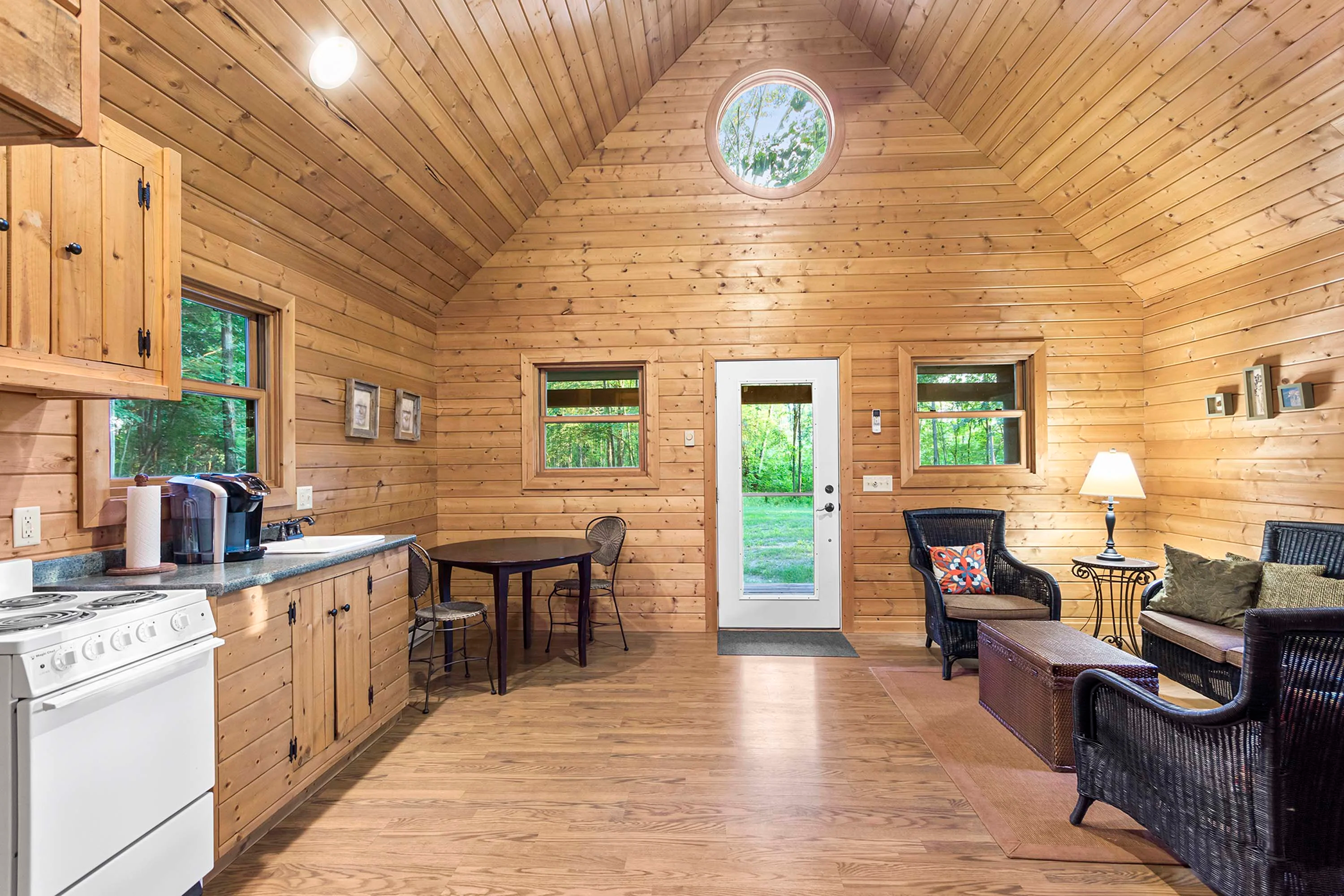 47684 21st Avenue, Grand Junction, Michigan 49056 - 33_-_Cabin_1-04_kqv6tr