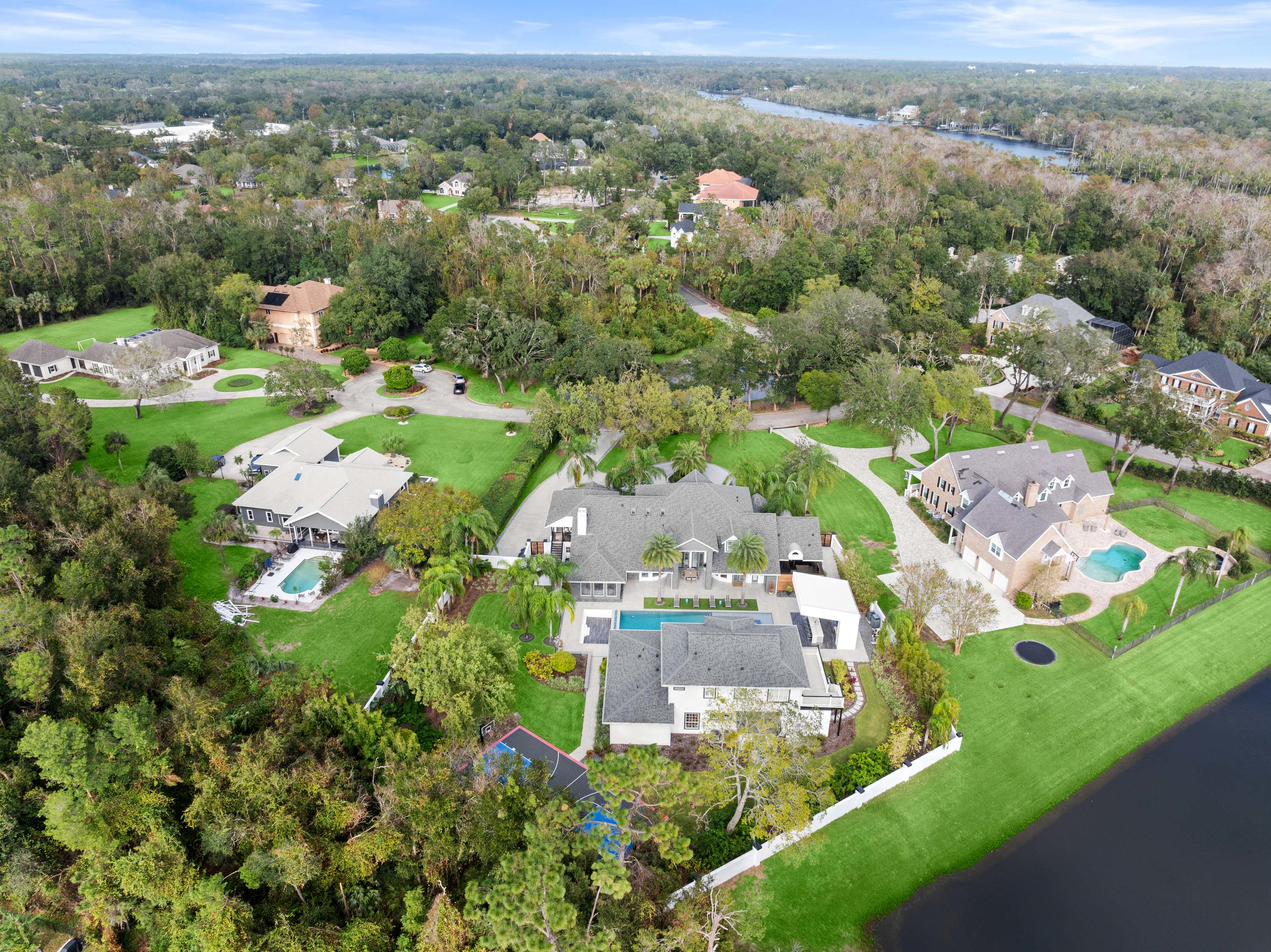 69 4 Broadcreek Circle - Luxury Real Estate - Concierge Auctions