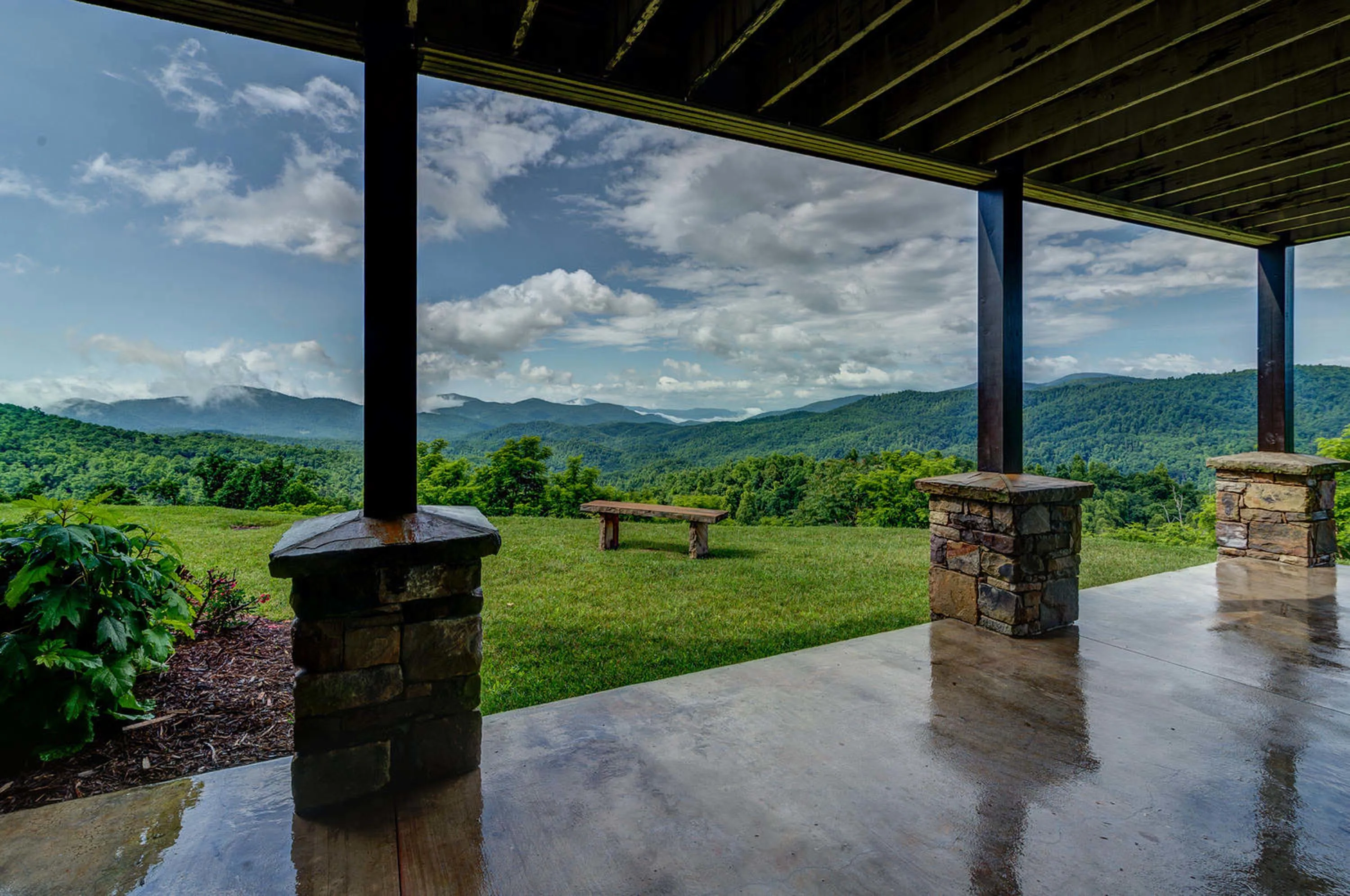125 Stone Brook Trail, Near Asheville, North Carolina 28711 - 125_stone_brook_trail_18_pupsny