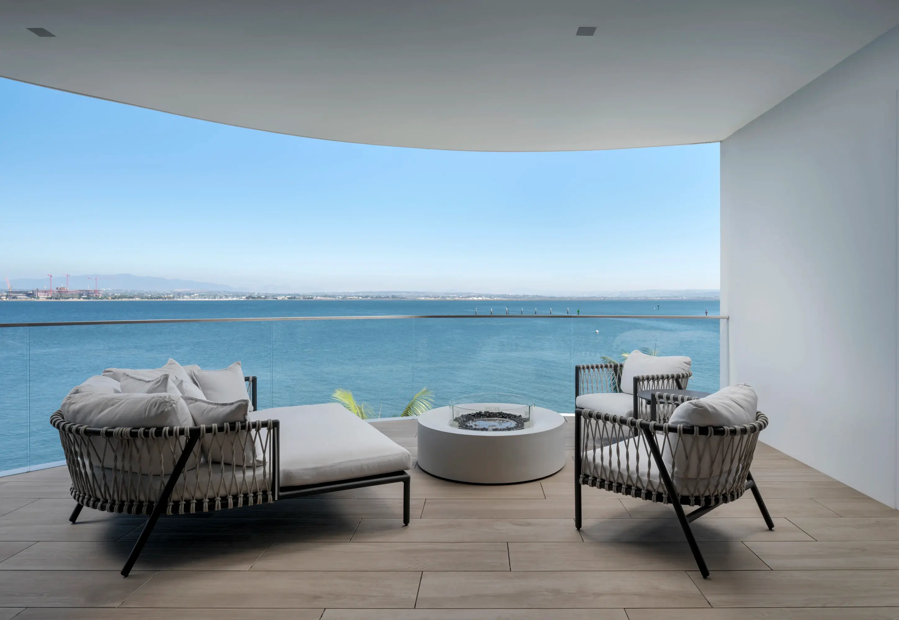 3 The Point, Coronado, San Diego Bay, California 92118 - 3_The_Point_24_x63htz