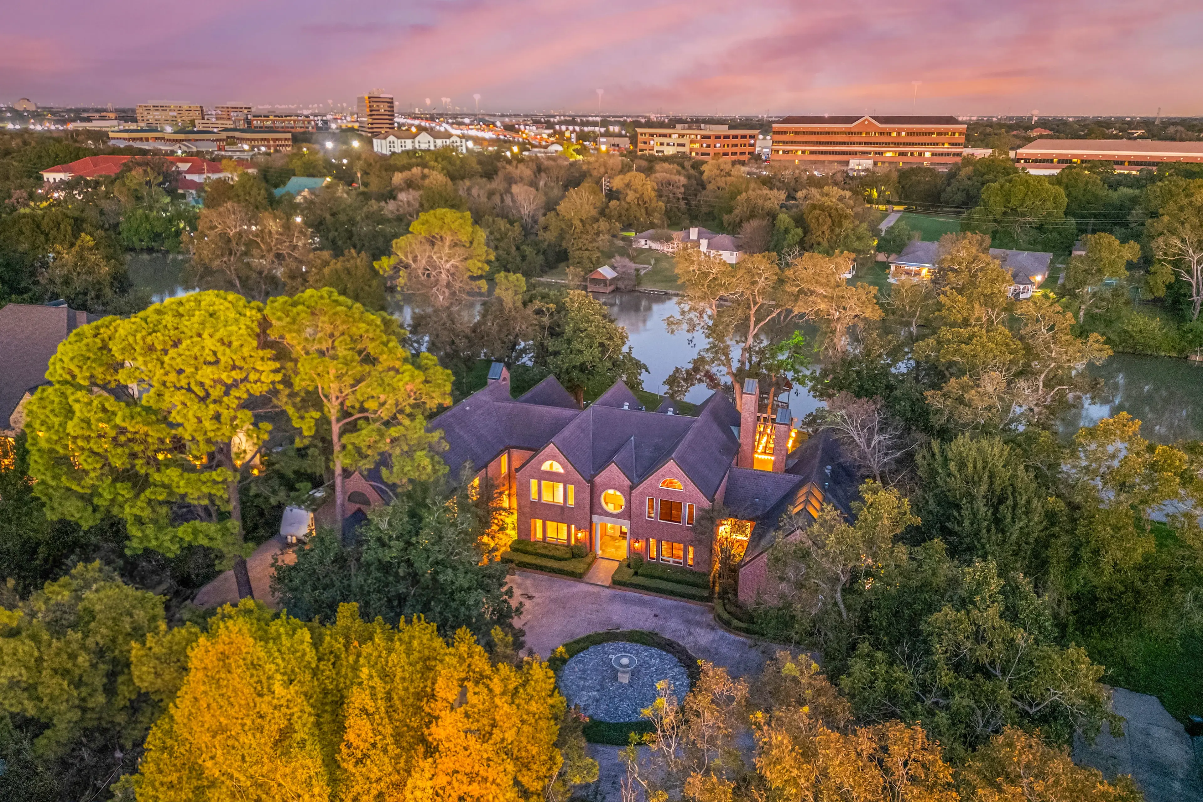 427 West Alkire Lake Drive, Sugar Land, Houston Area, Texas 77478 - DJI_0564a_oefvtv