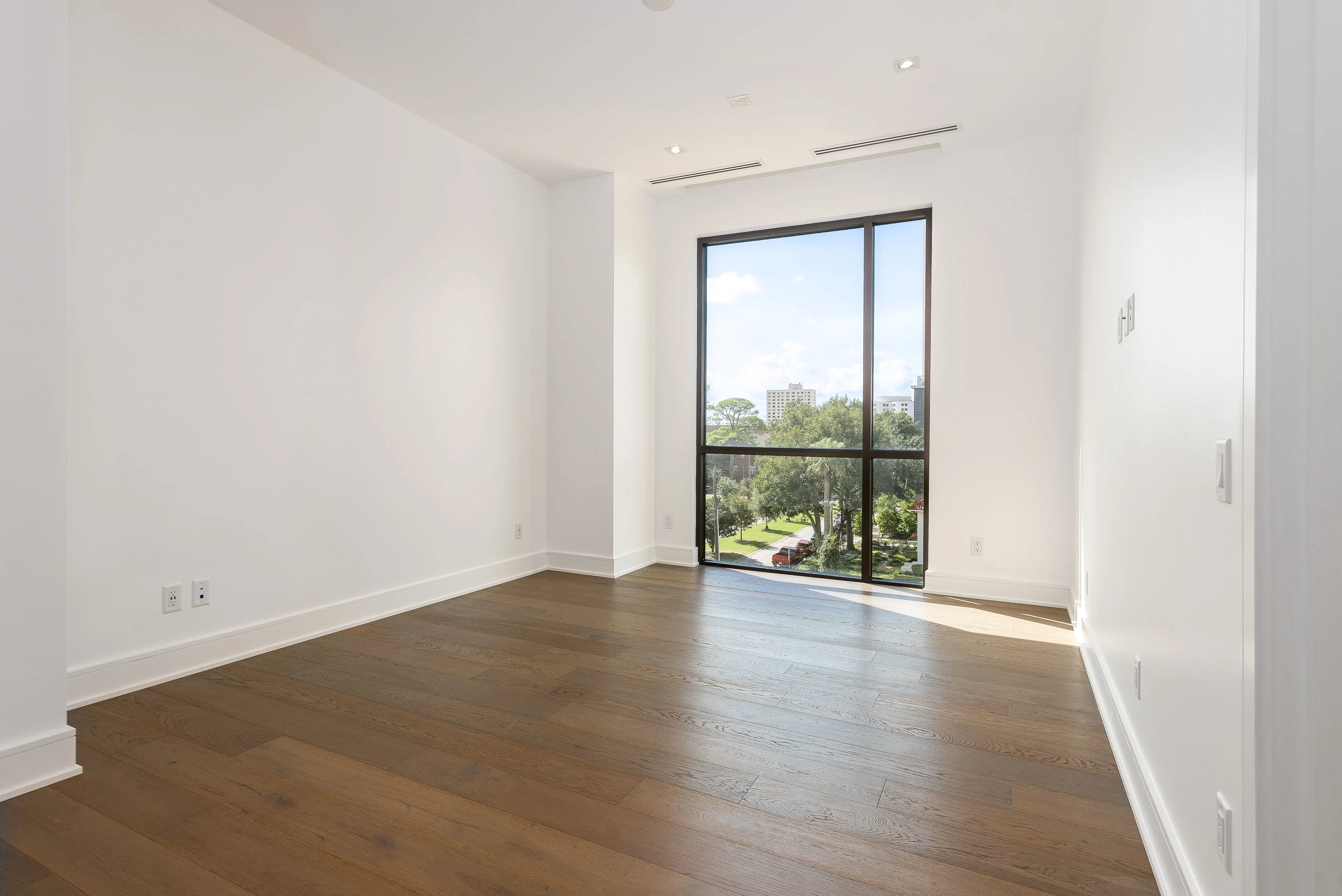 5104 Caroline Street, Unit 403, Houston, Texas 77004 - 5104-caroline-street-403-10_m3gtfj