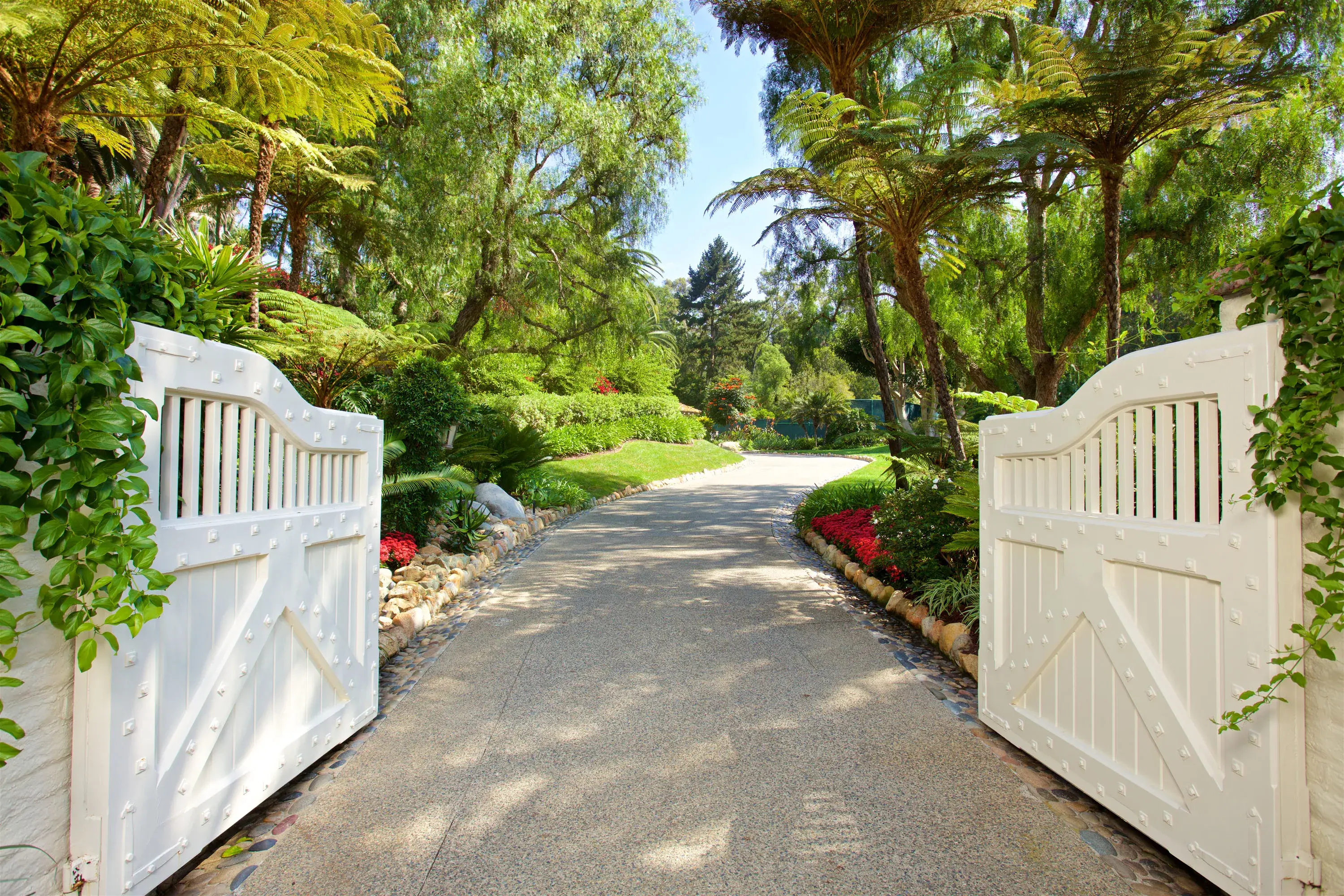 16270 Via de la Valle, Rancho Santa Fe, California 92067 - 16270-Via-De-La-Valle-Rancho-Santa-Fe-California03-10-20-18-1818_gu9udq