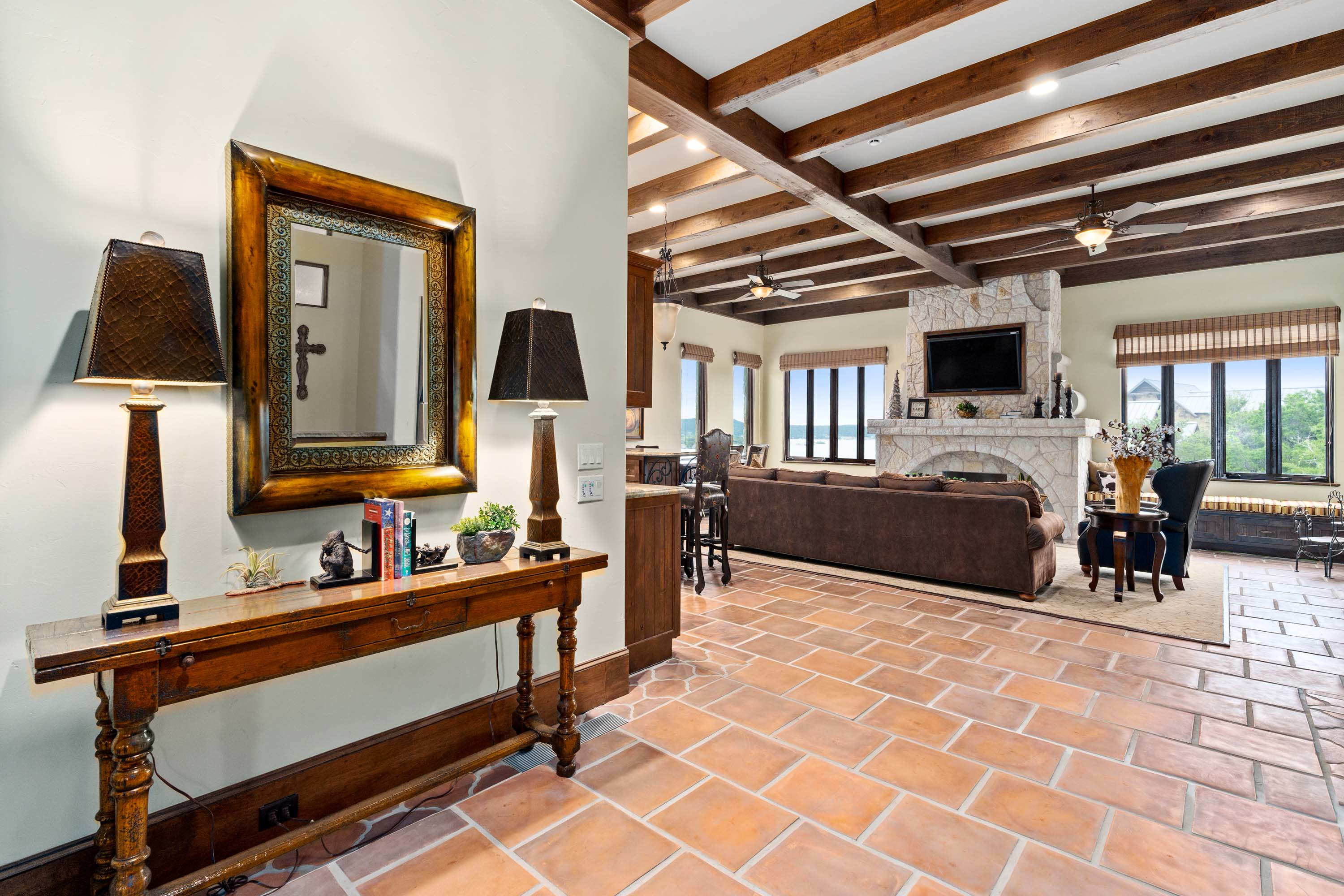 08 1011 Lakeview Point Drive - Luxury Real Estate - Concierge Auctions