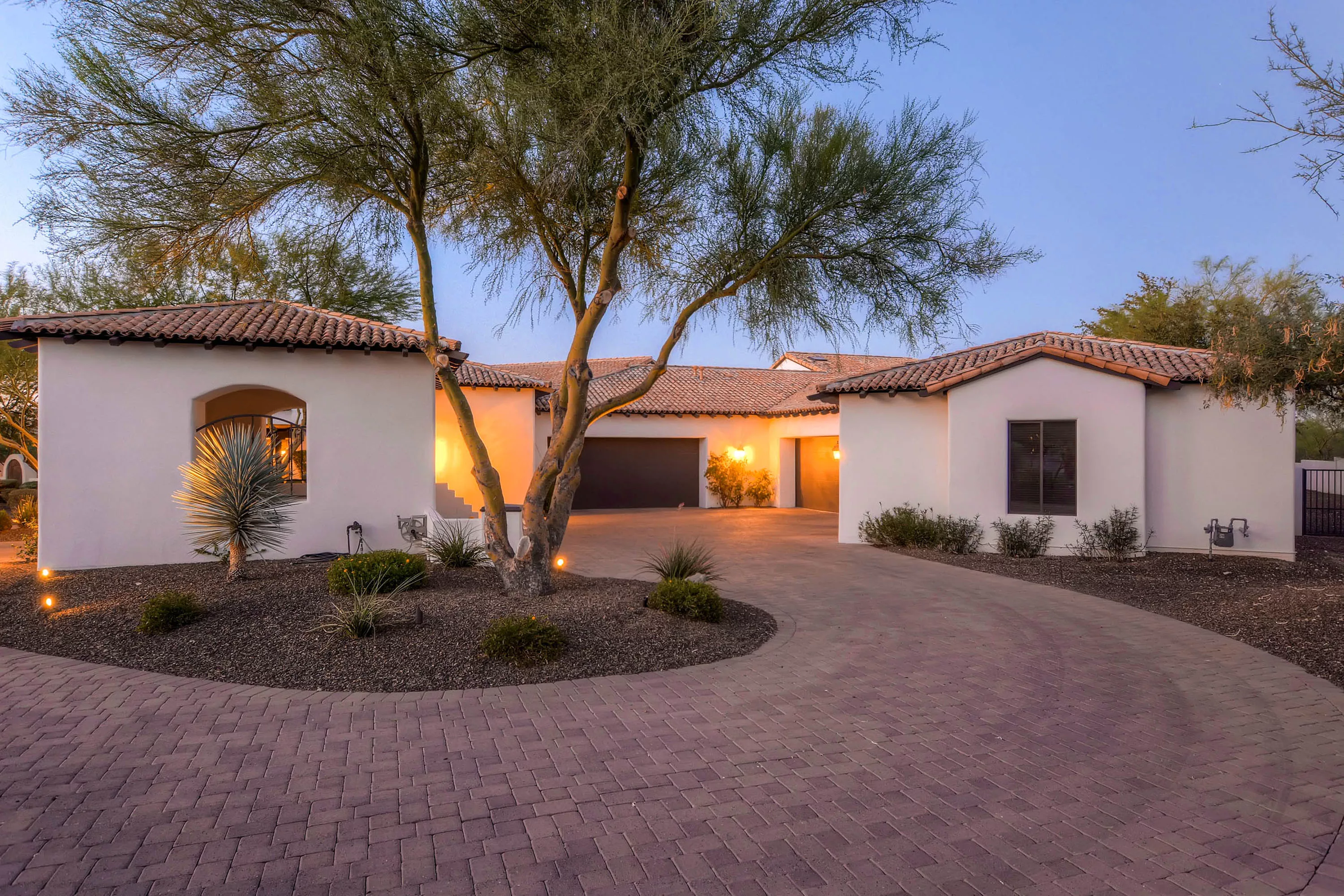 7839 North Foothills Drive South, Paradise Valley, Arizona 85253 - 7839-north-foothills-drive-south-paradise-valley-arizona37-20-00-31-3131_xveu72