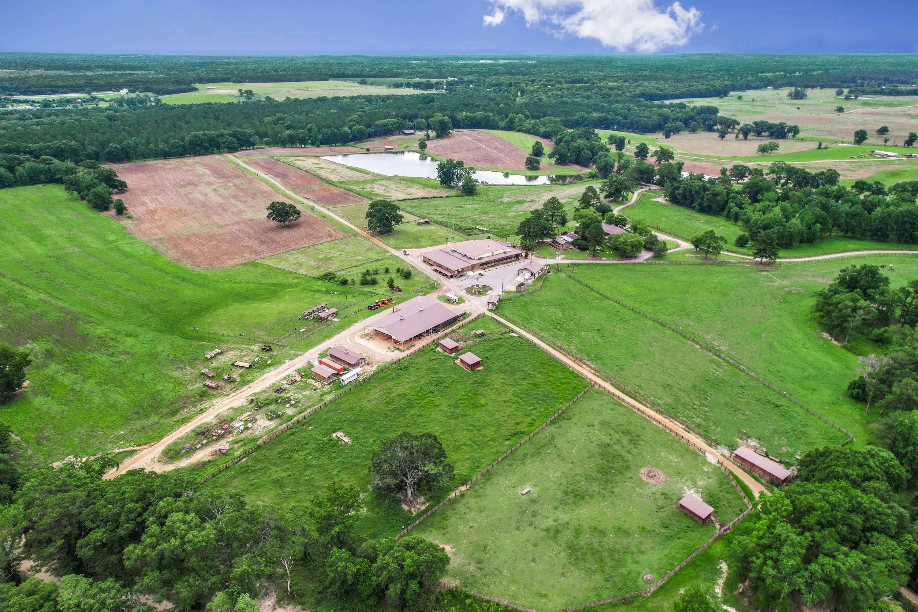 Running Creek Ranch | 773 Old Camp Road, Poplarville, Pearl River County, Mississippi 39470 - 59_-_58_-_DJI_0183_lpzbgf