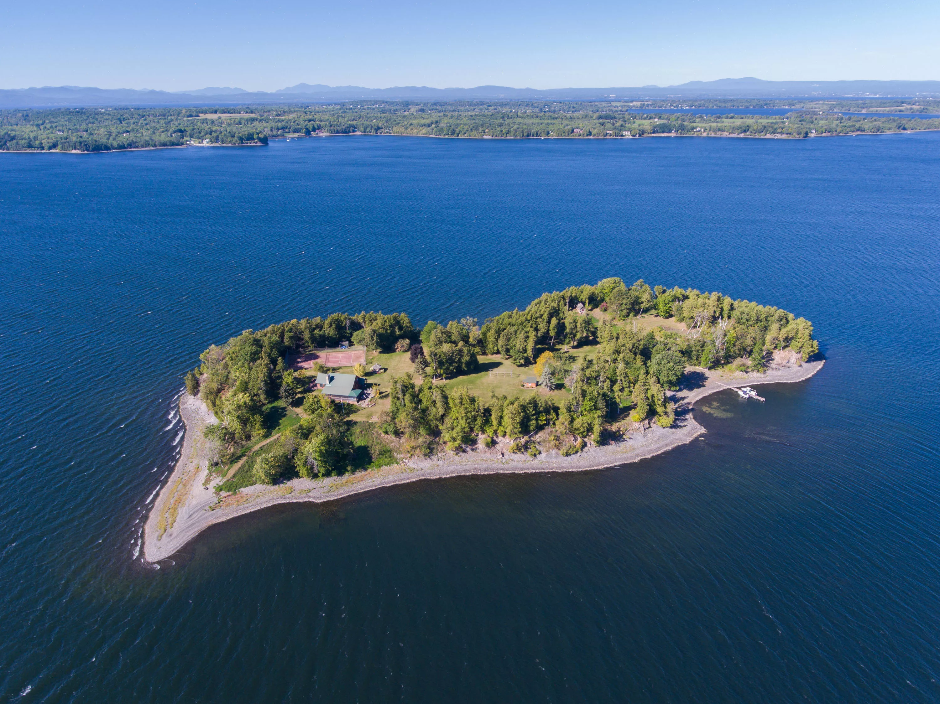 1 Cedar Island, Lake Champlain, Vermont 05486 - cedar-island-south-hero-vt-01-14-05-57-5757_fjysvt