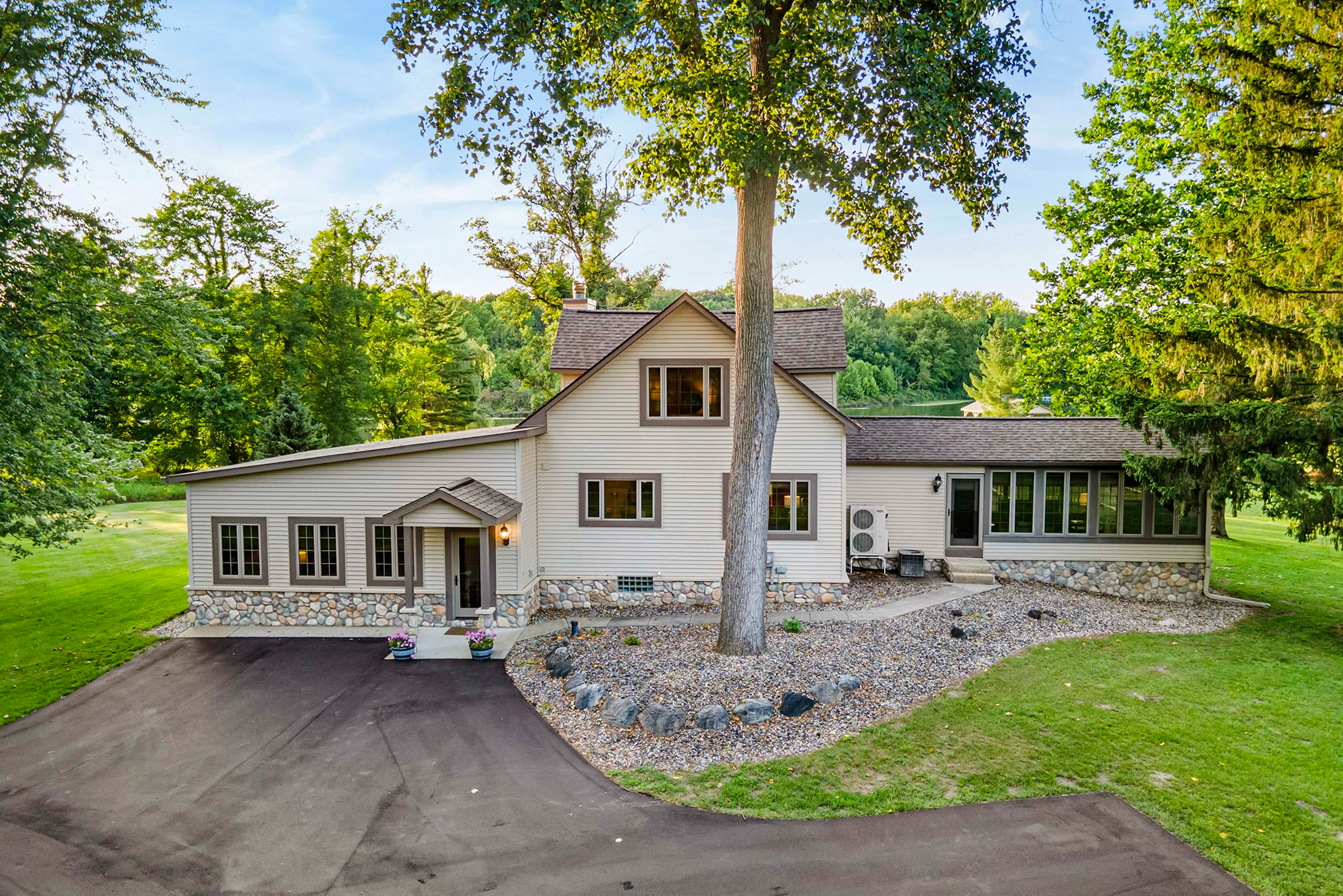 47684 21st Avenue, Grand Junction, Michigan 49056 - 16_-_Drone_Photos-11_l61ahy