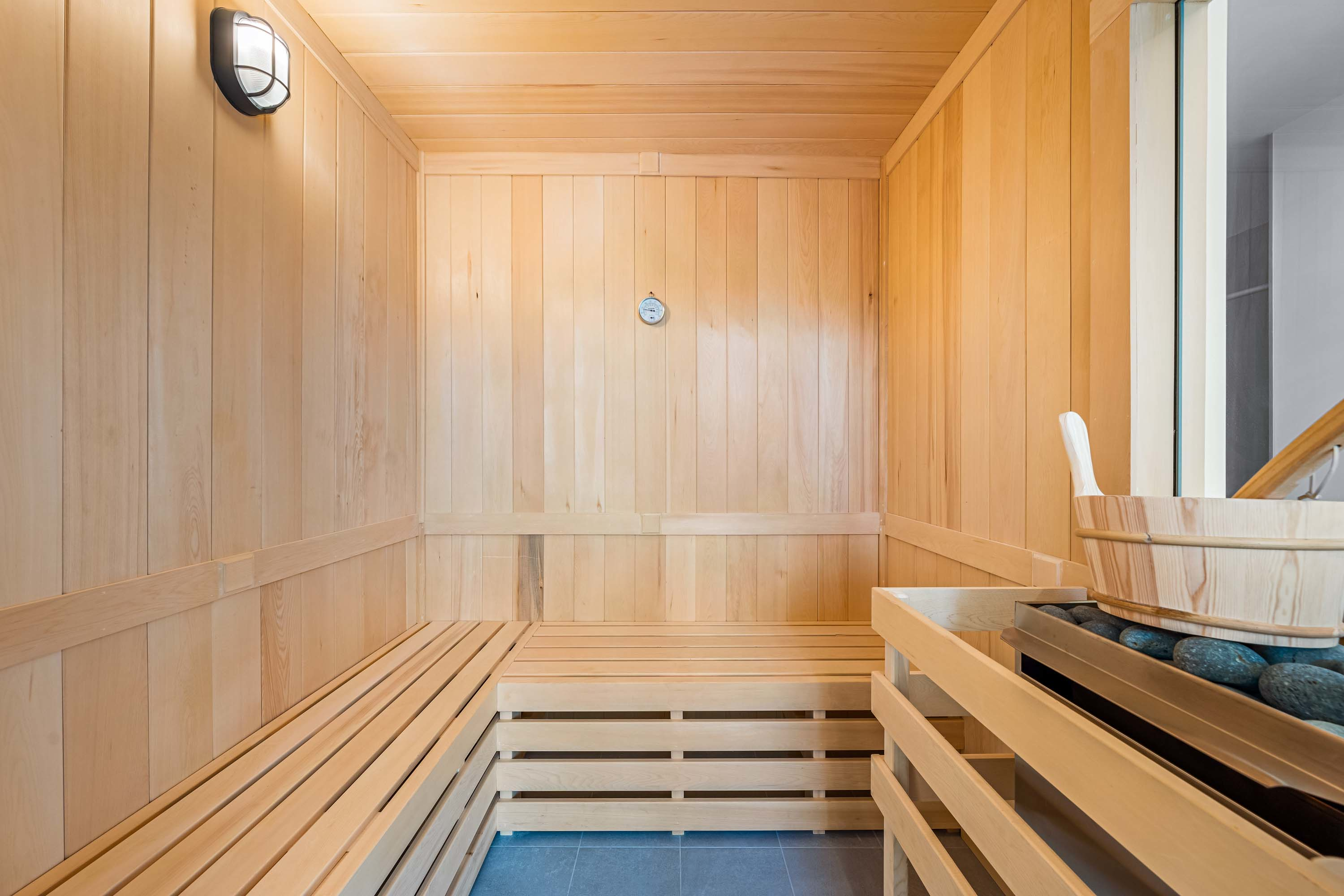 45 111 Golden Gate Point -Penthouse 701, Sarasota, FL 34236 - Luxury Real Estate - Concierge Auctions