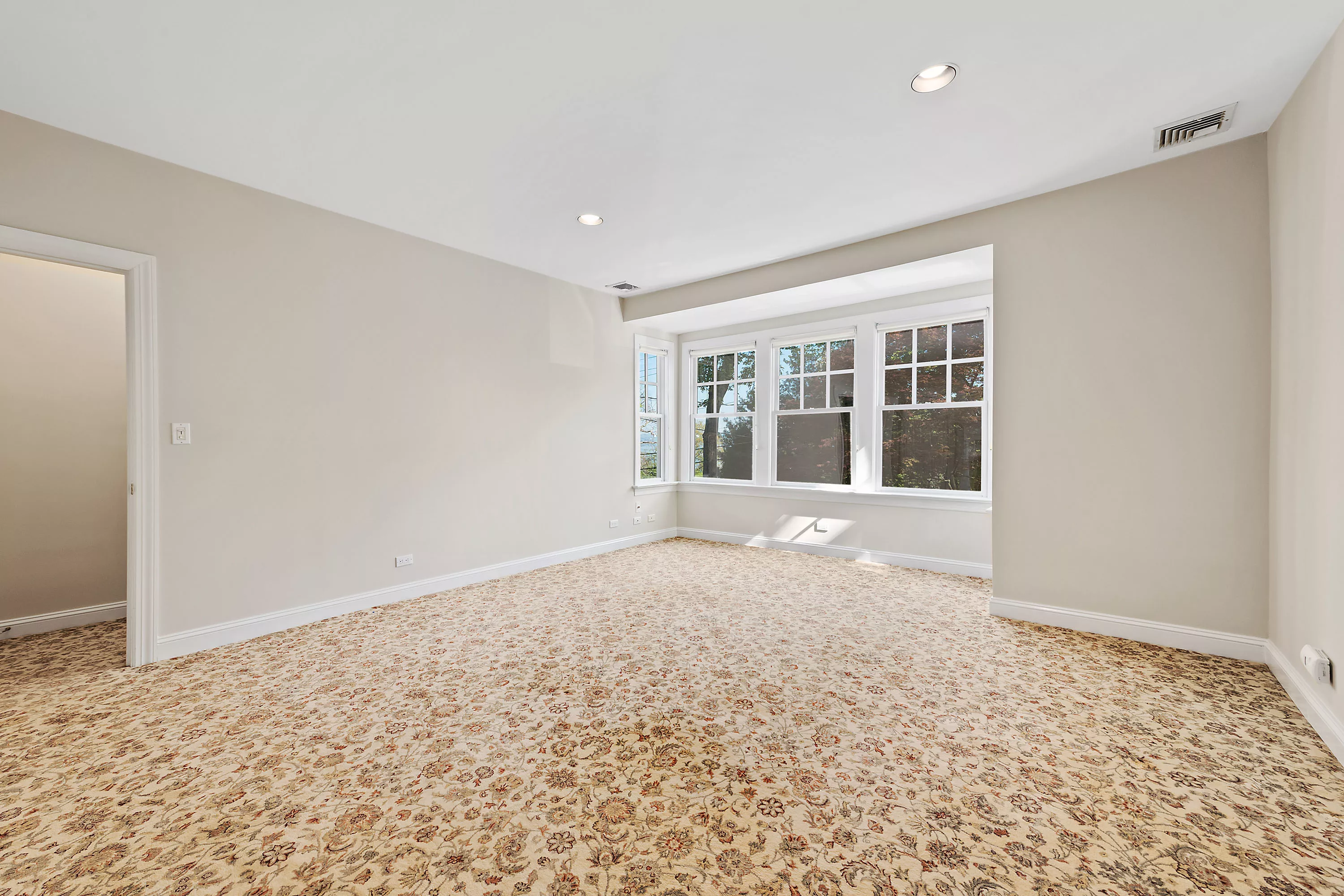 100 Scarborough Station Road, Briarcliff Manor, New York 10510 - O_8AA0D3DC4530498FA3B7F7779DF29358_330035_15_1_mnoase